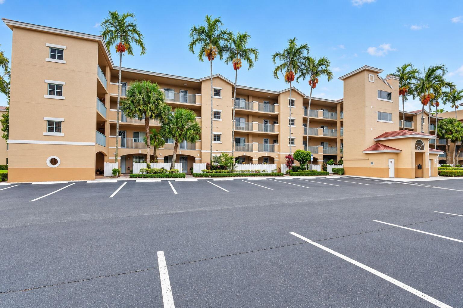12547 Imperial Isle Drive # 303, Boynton Beach FL 33437 photo 2