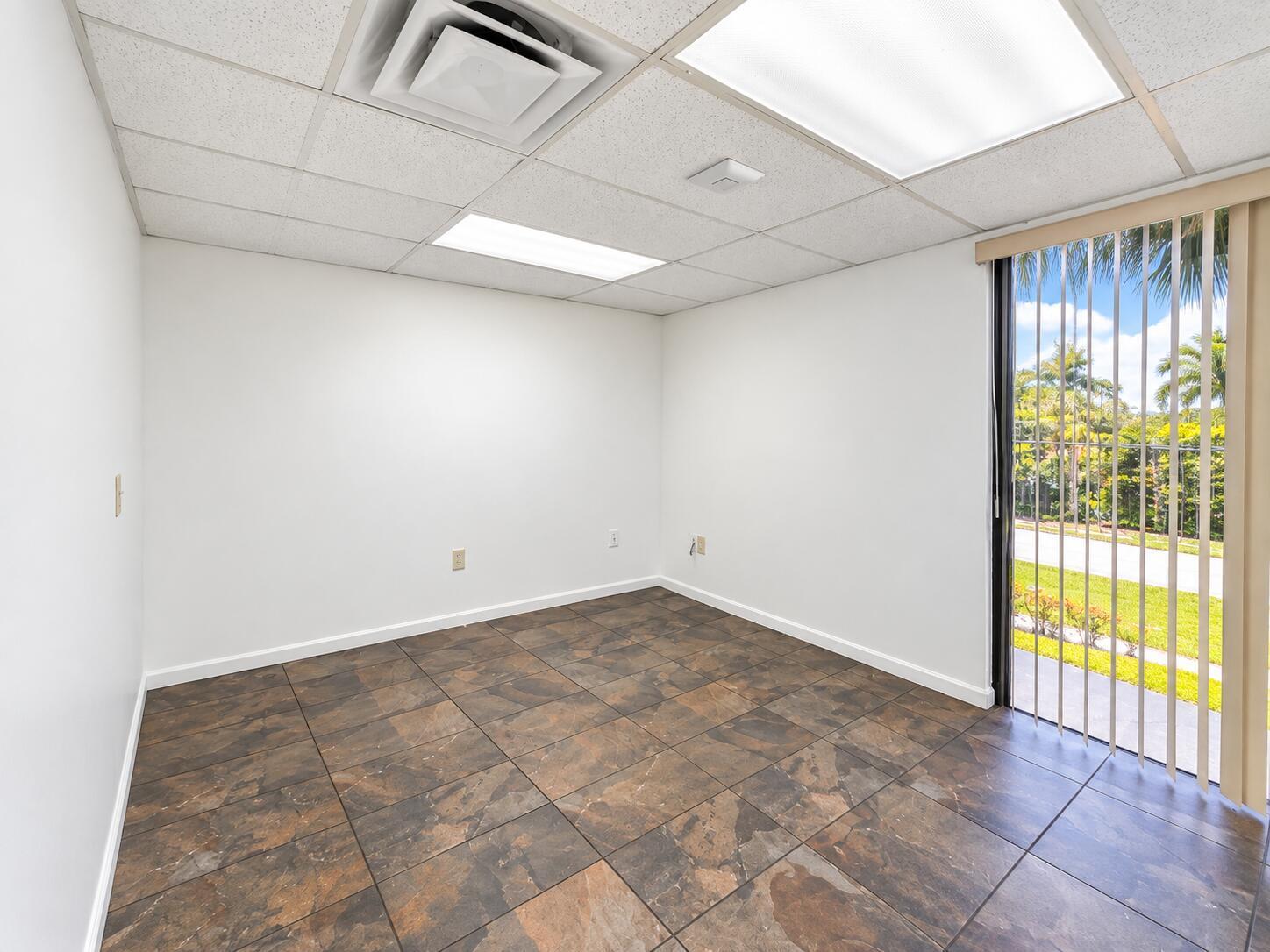 1111 Old Griffin Road, Dania Beach FL 33004 photo 4