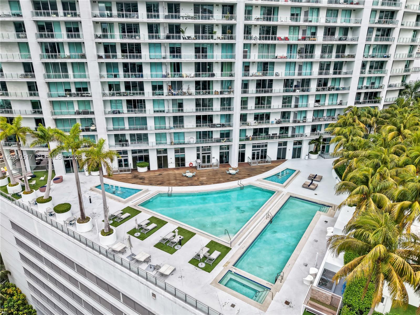 90 SW 3rd St # 308, Miami FL 33130 photo 3