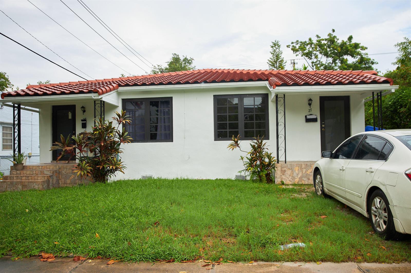 25 NE 43RD Street, Miami FL 33137 photo 2