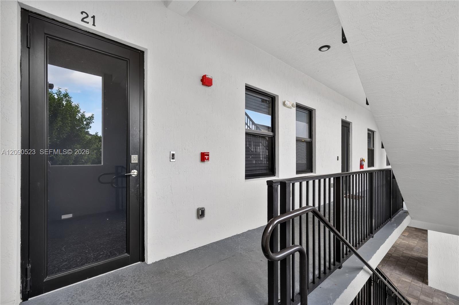 7831 NW 104th Ave # 21, Doral FL 33178 photo 2