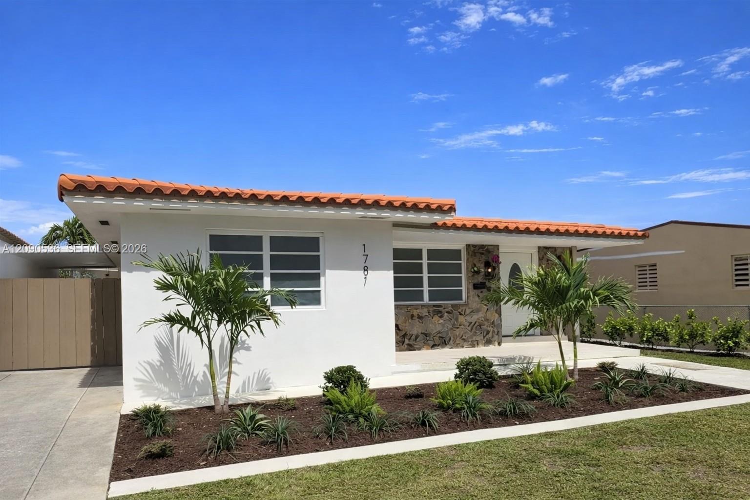1781 SW 13th St, Miami FL 33145 photo 2