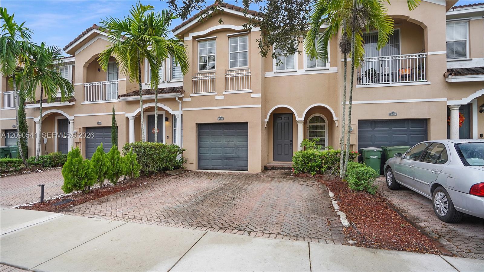 1485 SE 25th Ter, Homestead FL 33035 photo 2