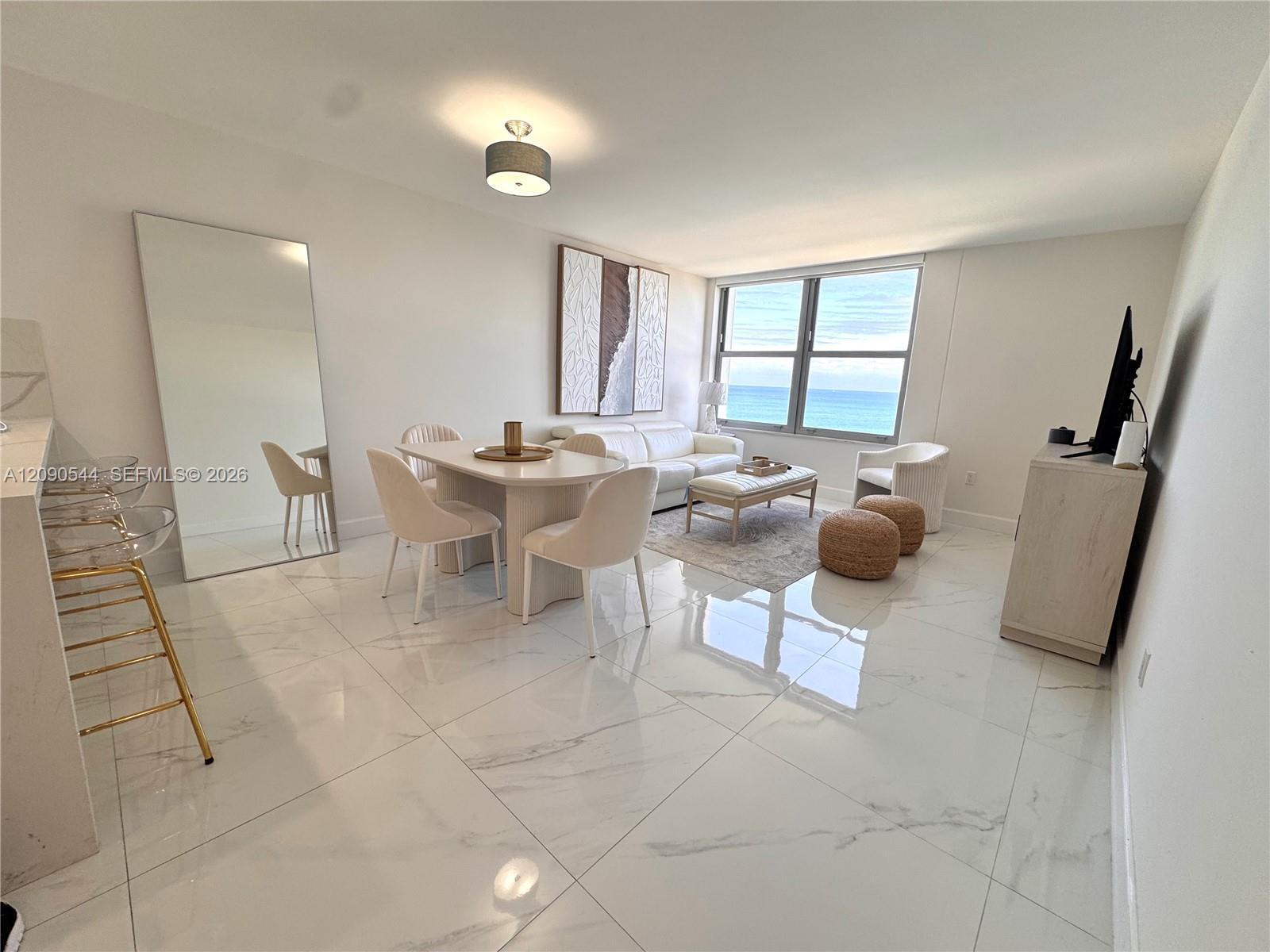 2899 Collins Ave # 1037, Miami Beach FL 33140 photo 2
