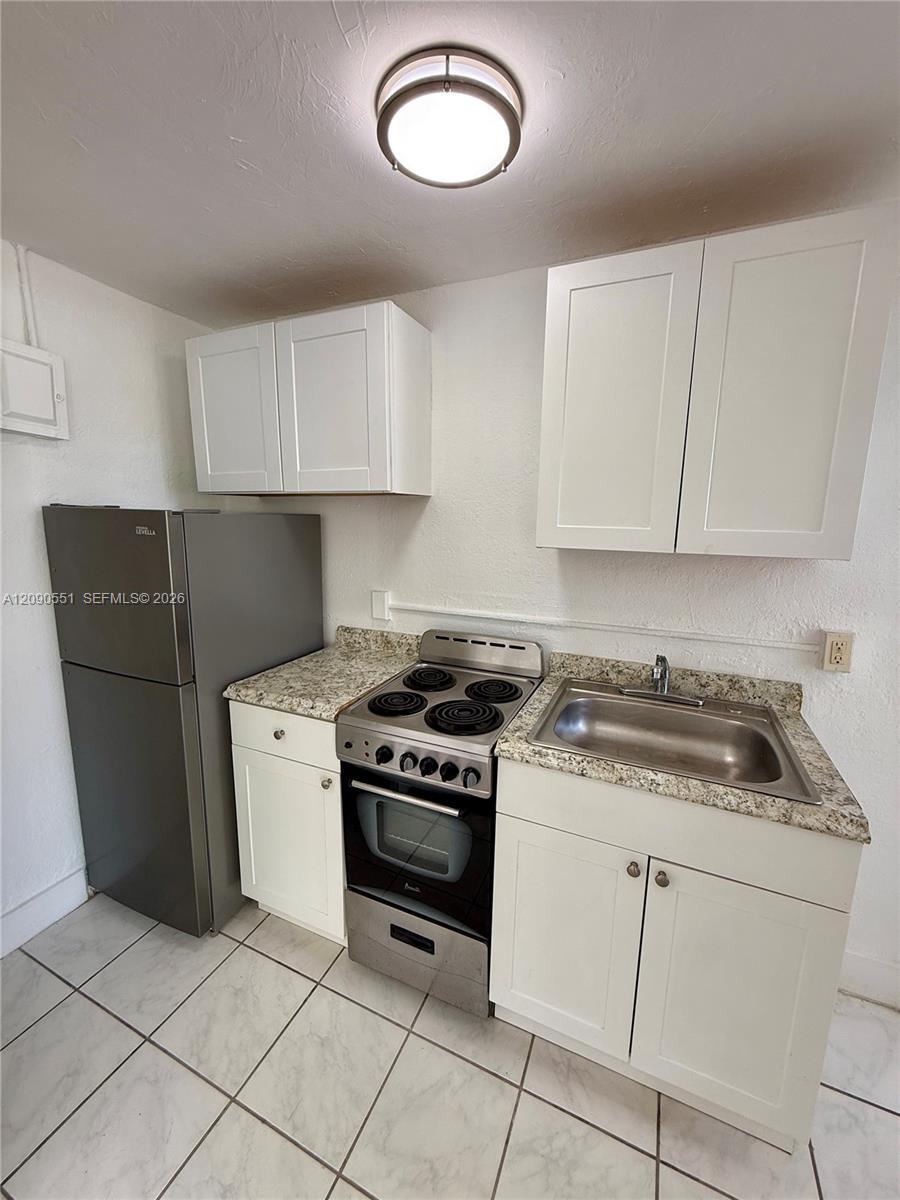1319 Meridian Ave # 302, Miami Beach FL 33139 photo 3