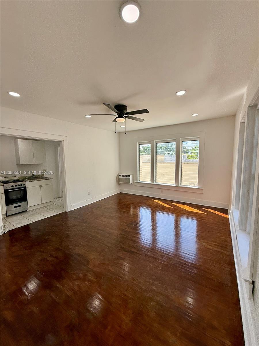 1319 Meridian Ave # 302, Miami Beach FL 33139 photo 5