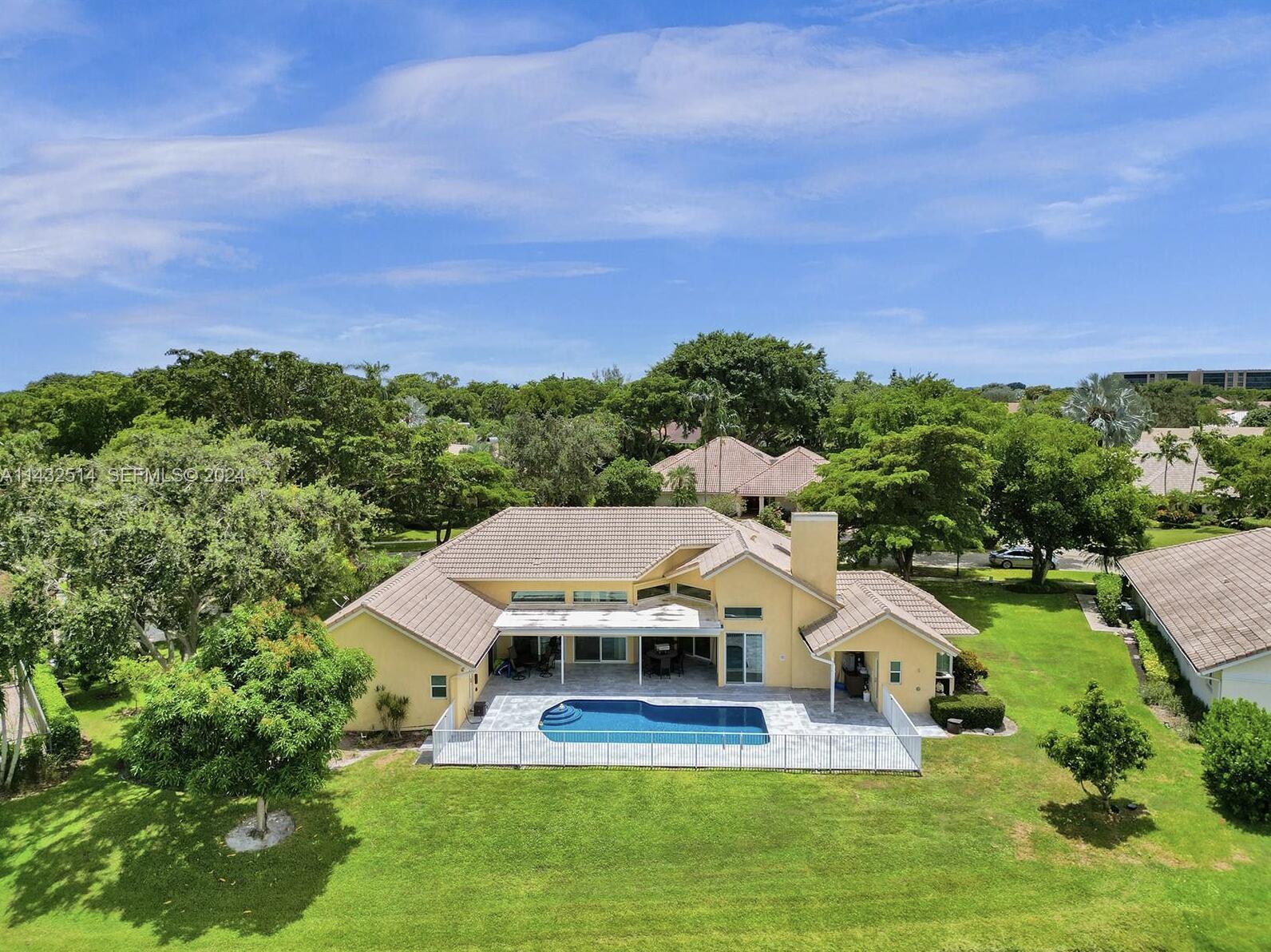 4495 WOODFIELD Boulevard, Boca Raton FL 33434 photo 2