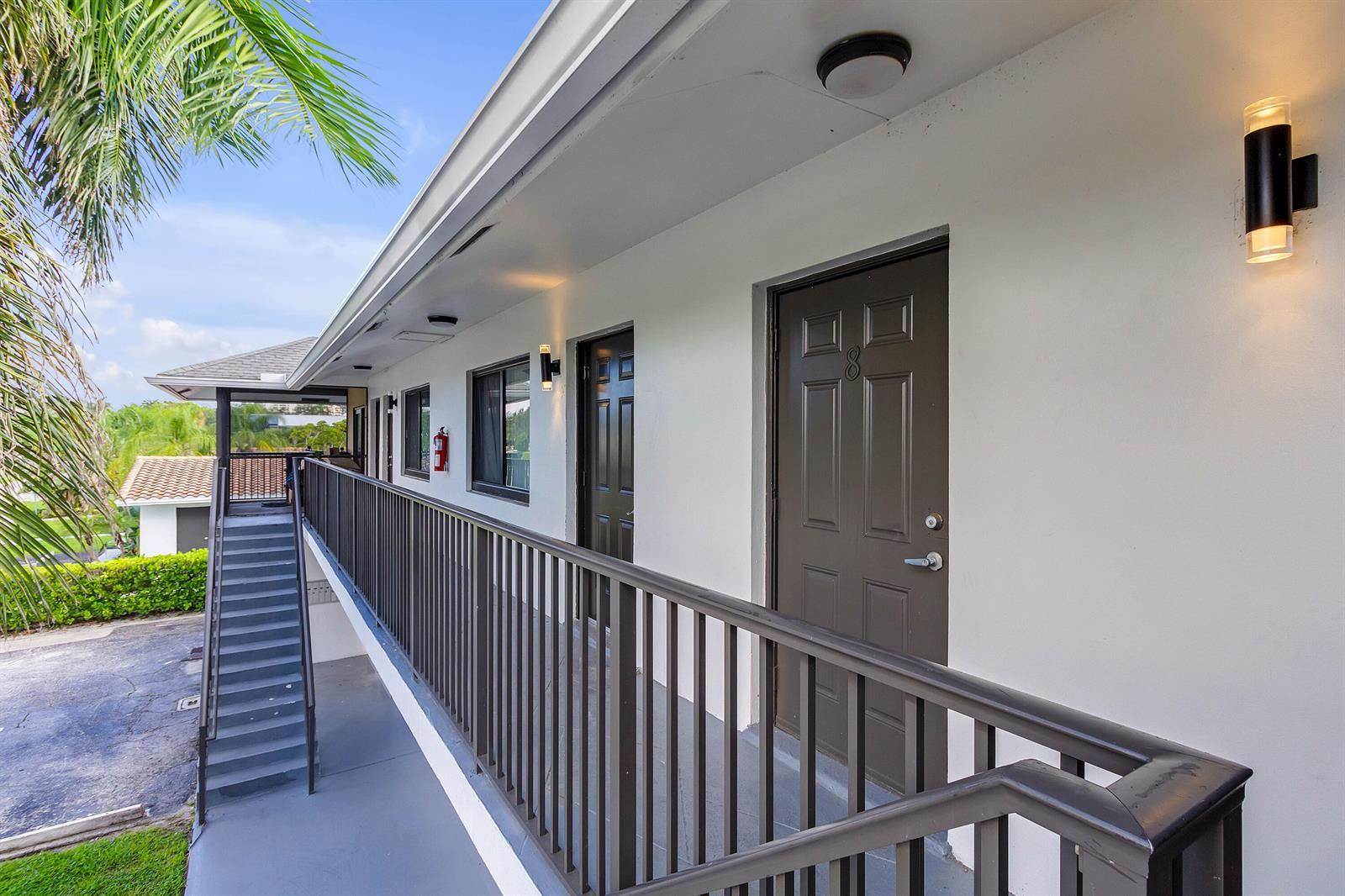 520 NE 45TH Street # 4, Boca Raton FL 33431 photo 2