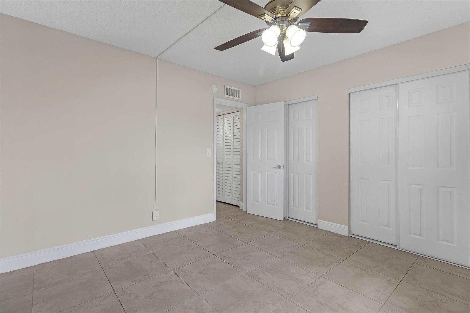 520 NE 45TH Street # 4, Boca Raton FL 33431 photo 4