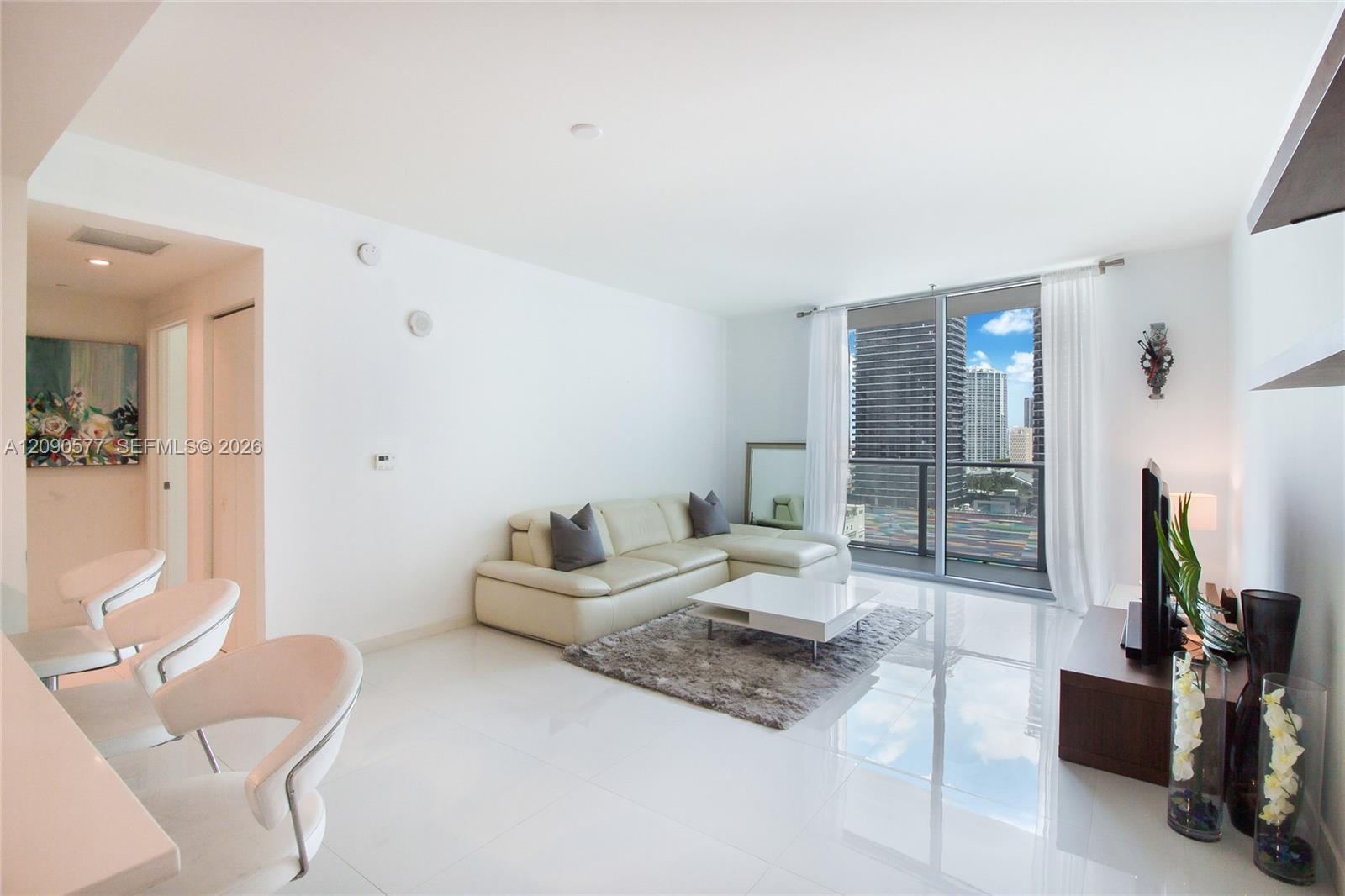 1100 S Miami Ave # 2009, Miami FL 33130 photo 4