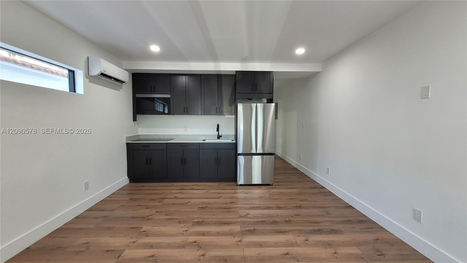 419 78th St # 1, Miami Beach FL 33141 photo 4