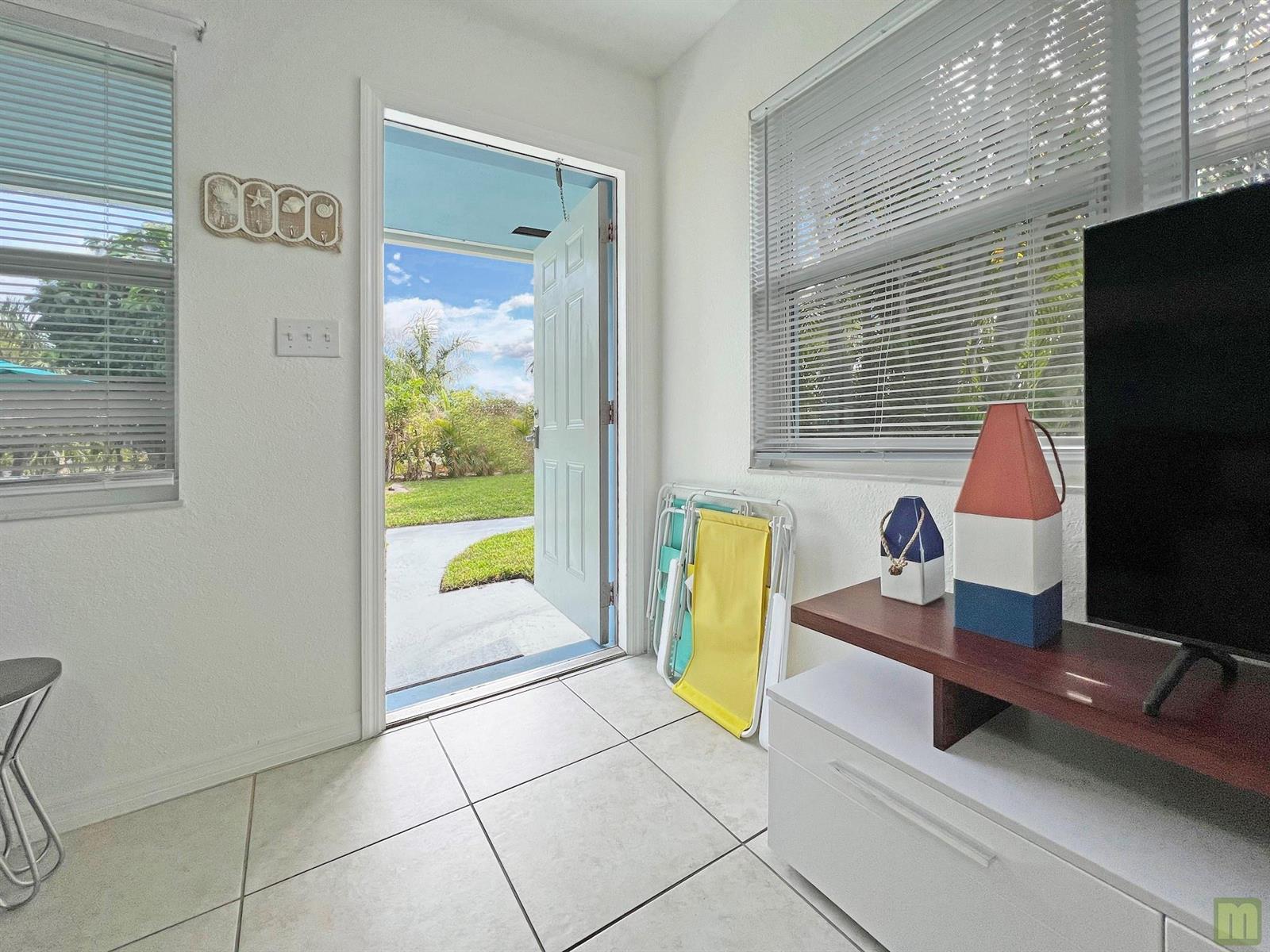 2695 SE 1ST Court # 1, Pompano Beach FL 33062 photo 4