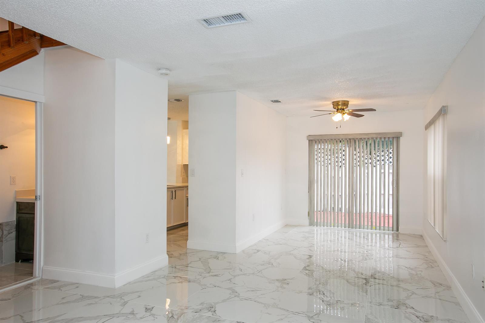 4254 SW 72ND Way, Davie FL 33314 photo 2