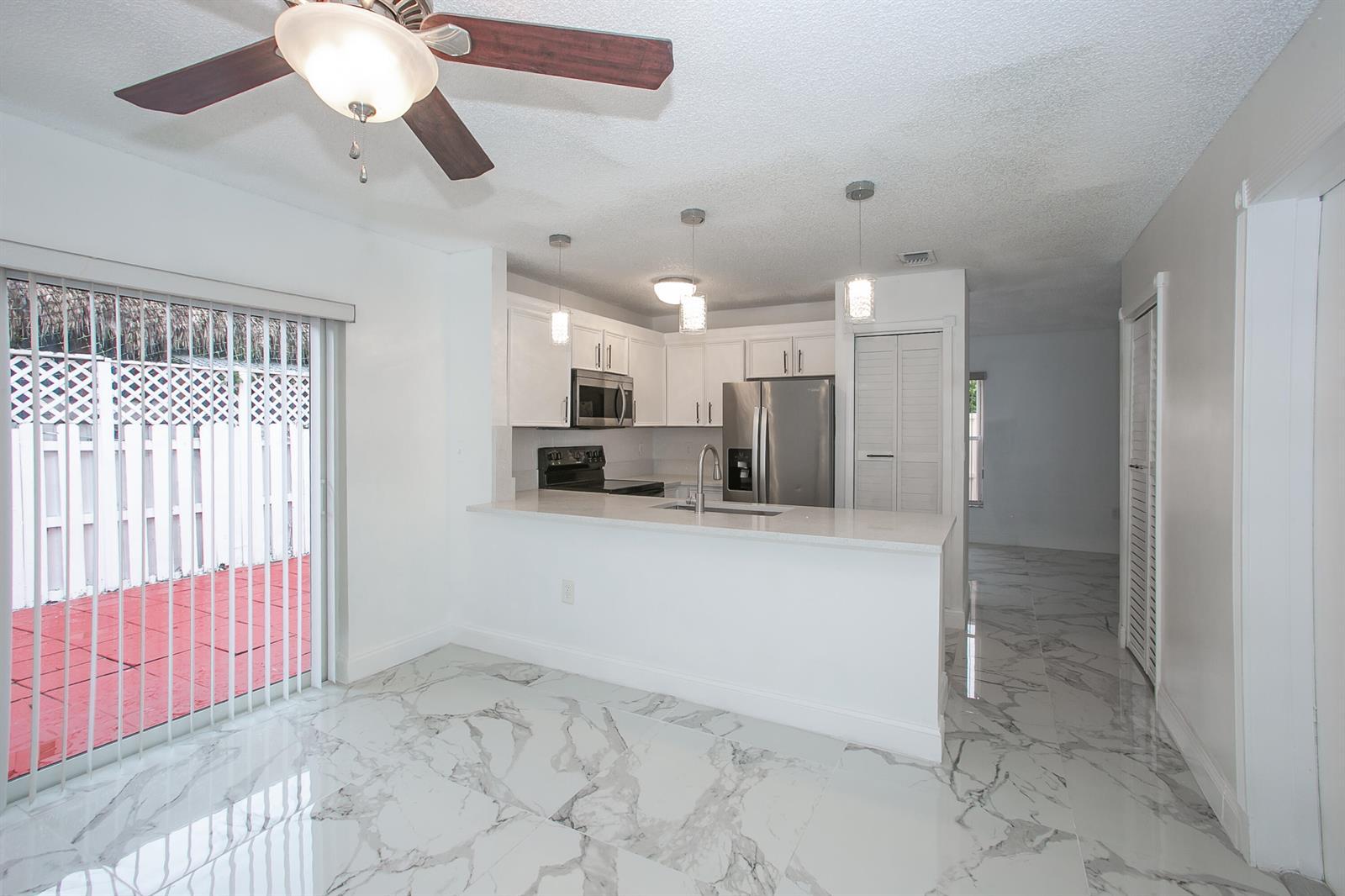 4254 SW 72ND Way, Davie FL 33314 photo 5