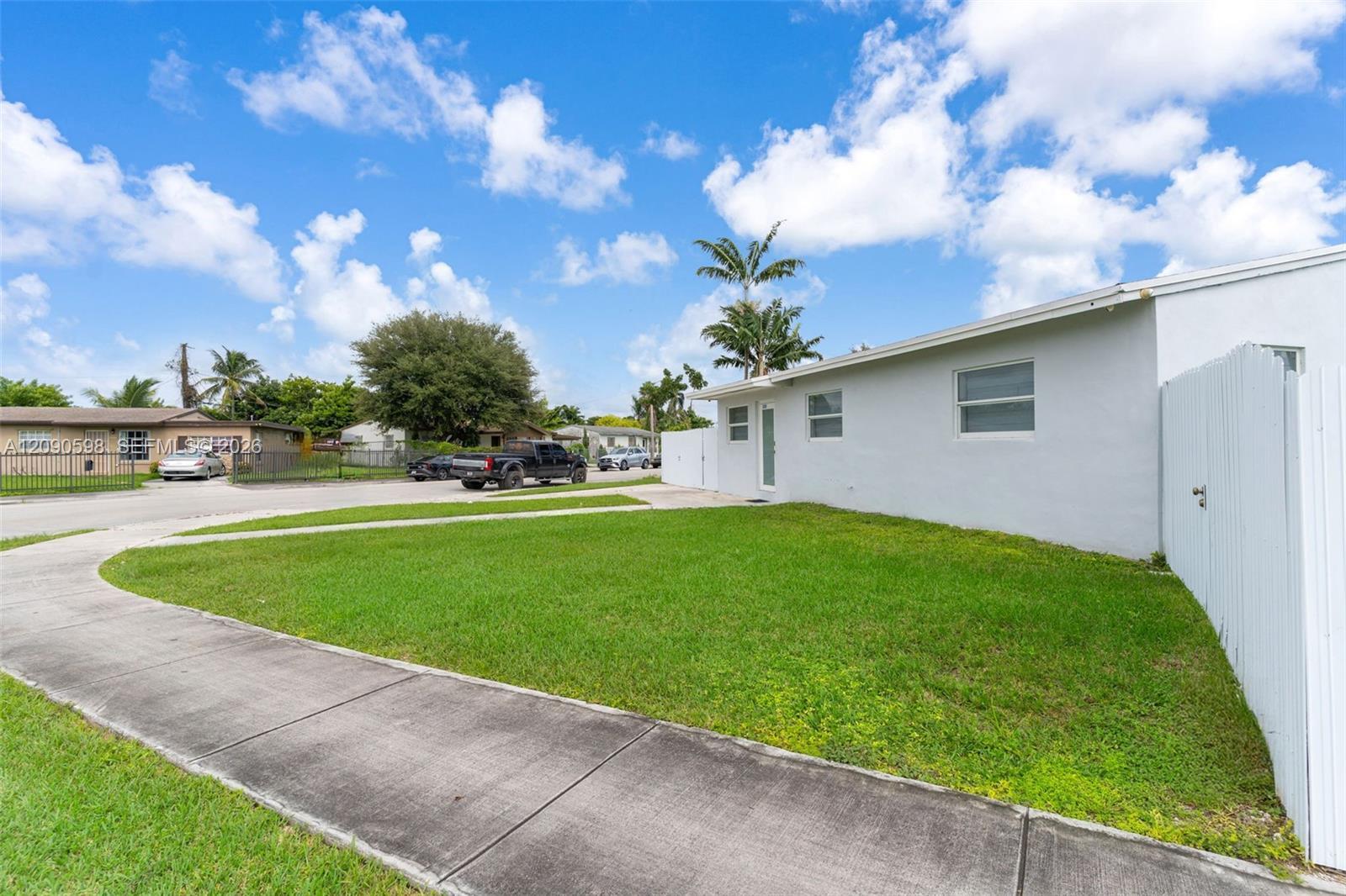 22365 SW 112th Ct, Miami FL 33170 photo 3