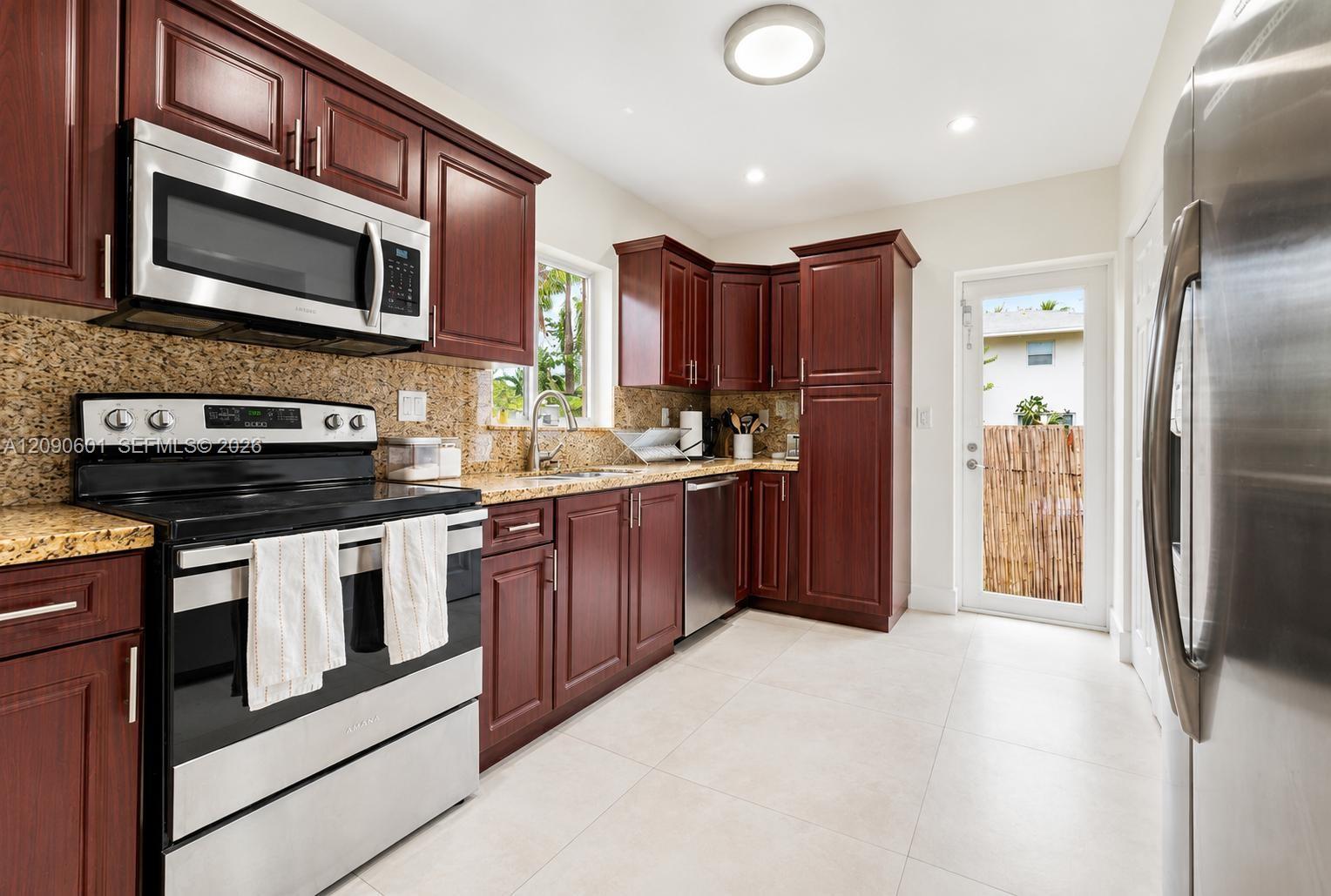 38 NE 50th St, Miami FL 33137 photo 5