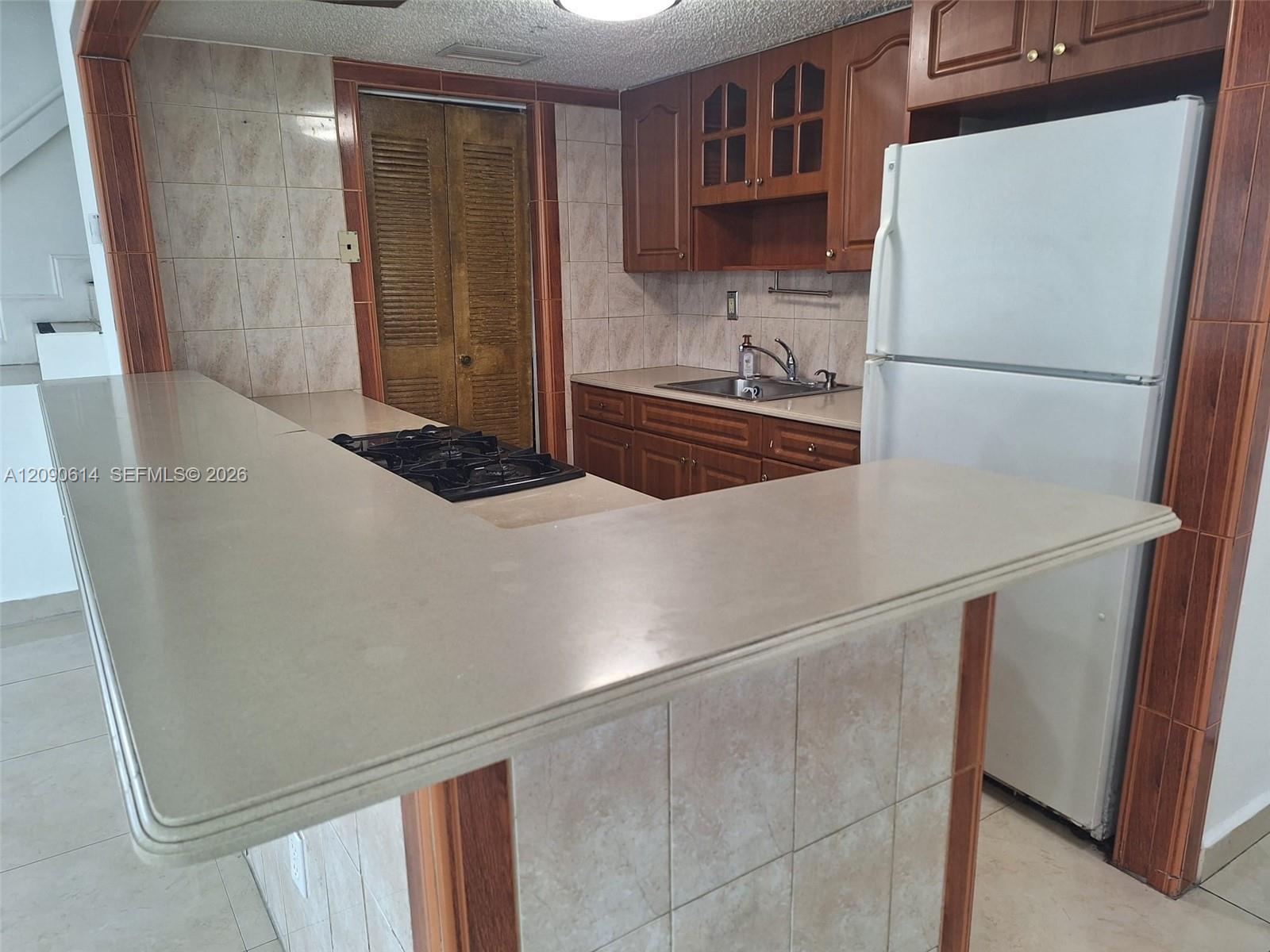 1300 W 53rd St # 38, Hialeah FL 33012 photo 5