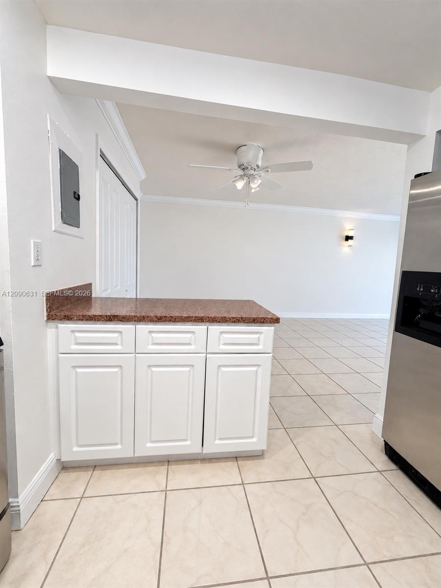 816 NW 87th Ave # 203, Miami FL 33172 photo 4