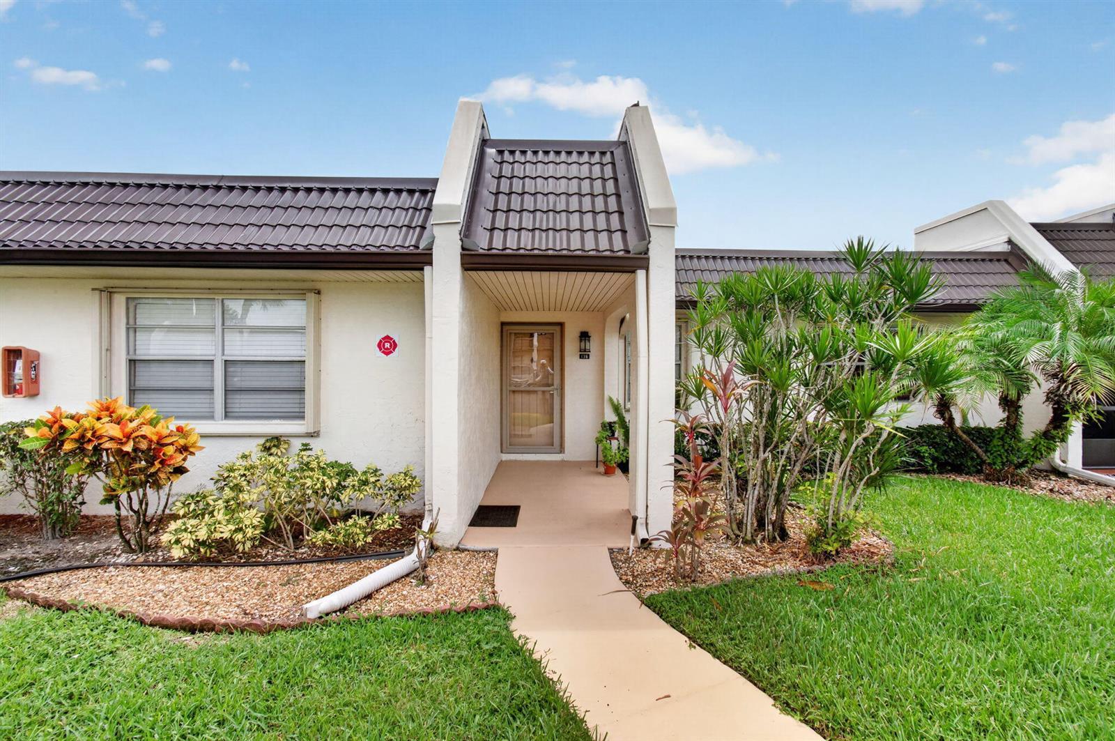 136 Lake Rebecca Drive, West Palm Beach FL 33411 photo 2