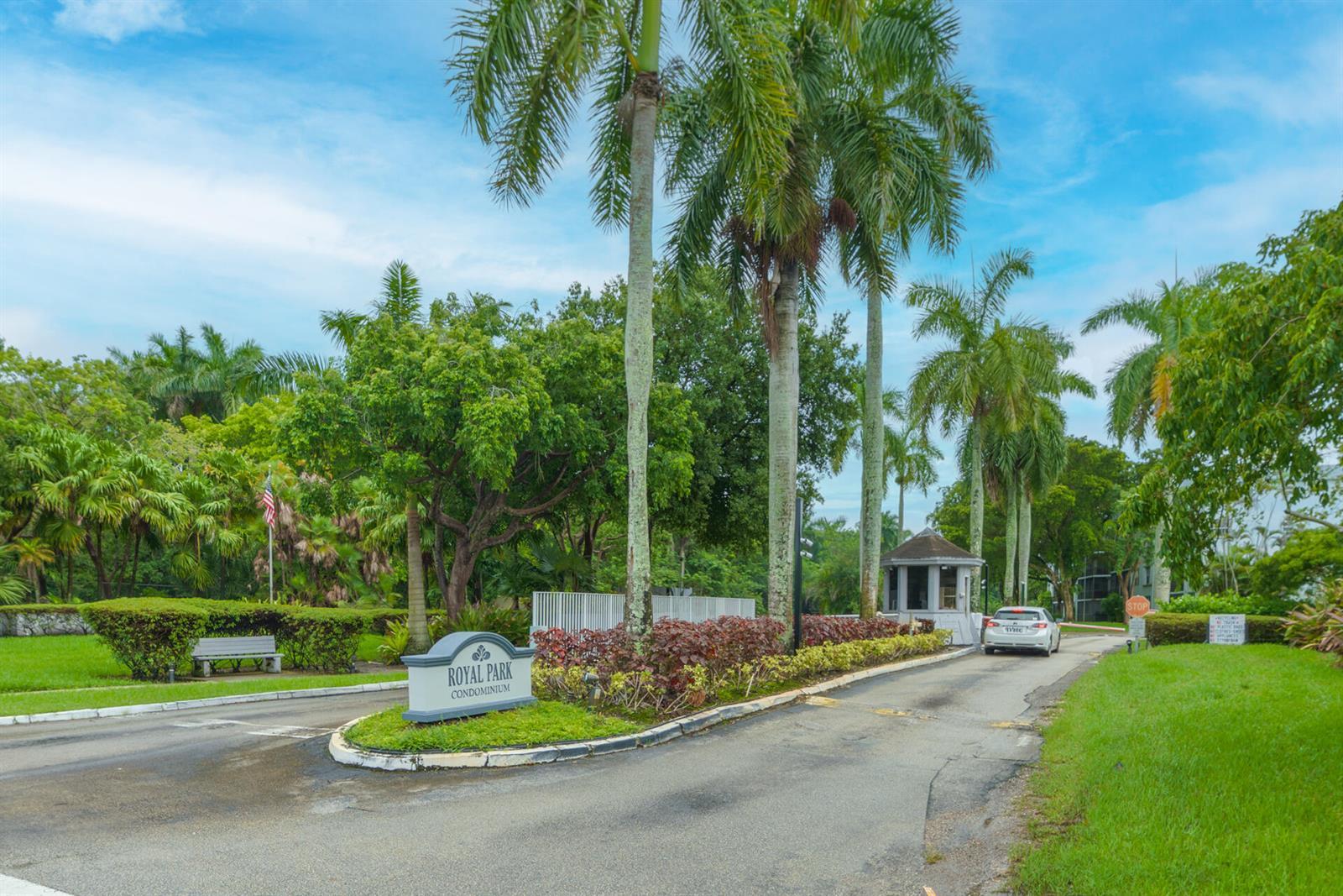 101 ROYAL PARK Drive # 1C, Oakland Park FL 33309 photo 3