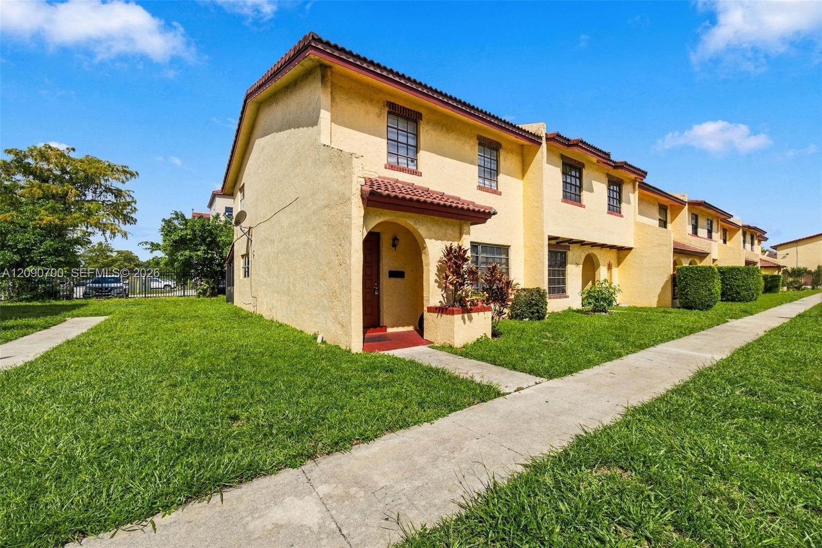 Lauderdale Lakes, FL 33313 photo 2