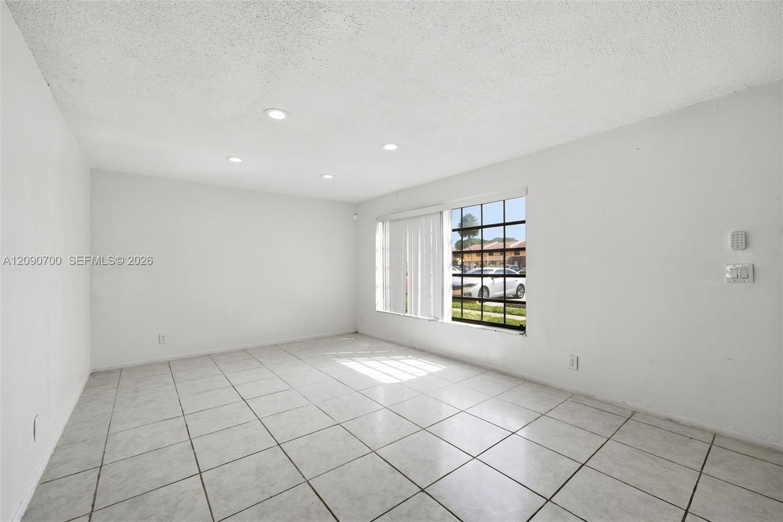 Lauderdale Lakes, FL 33313 photo 5