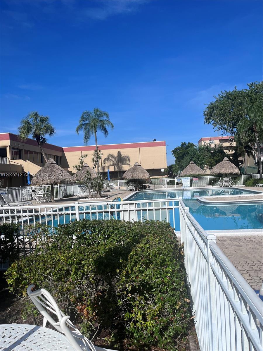 406 NW 68th Ave # 405, Plantation FL 33317
