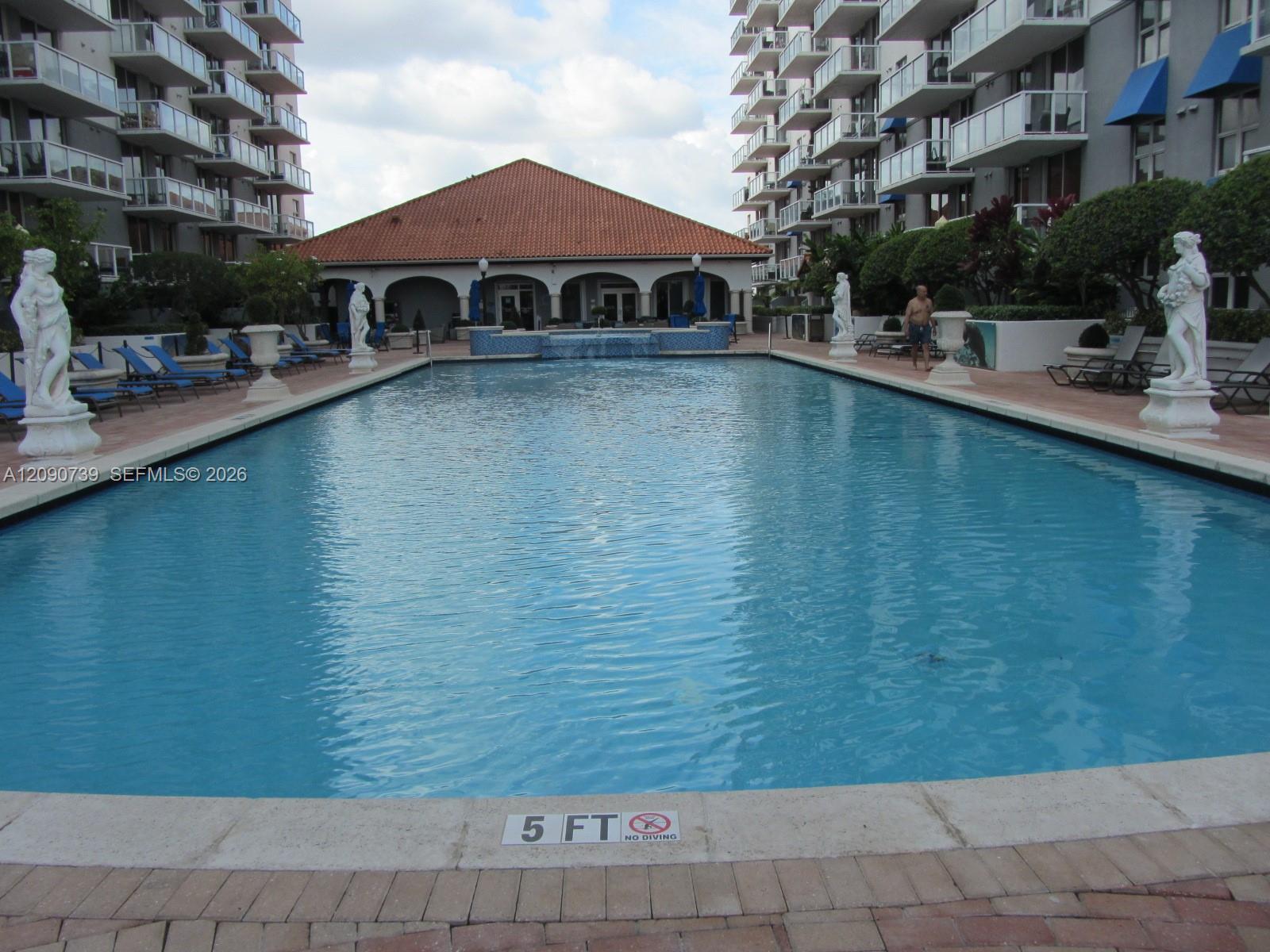 5077 NW 7th St, Miami FL 33126