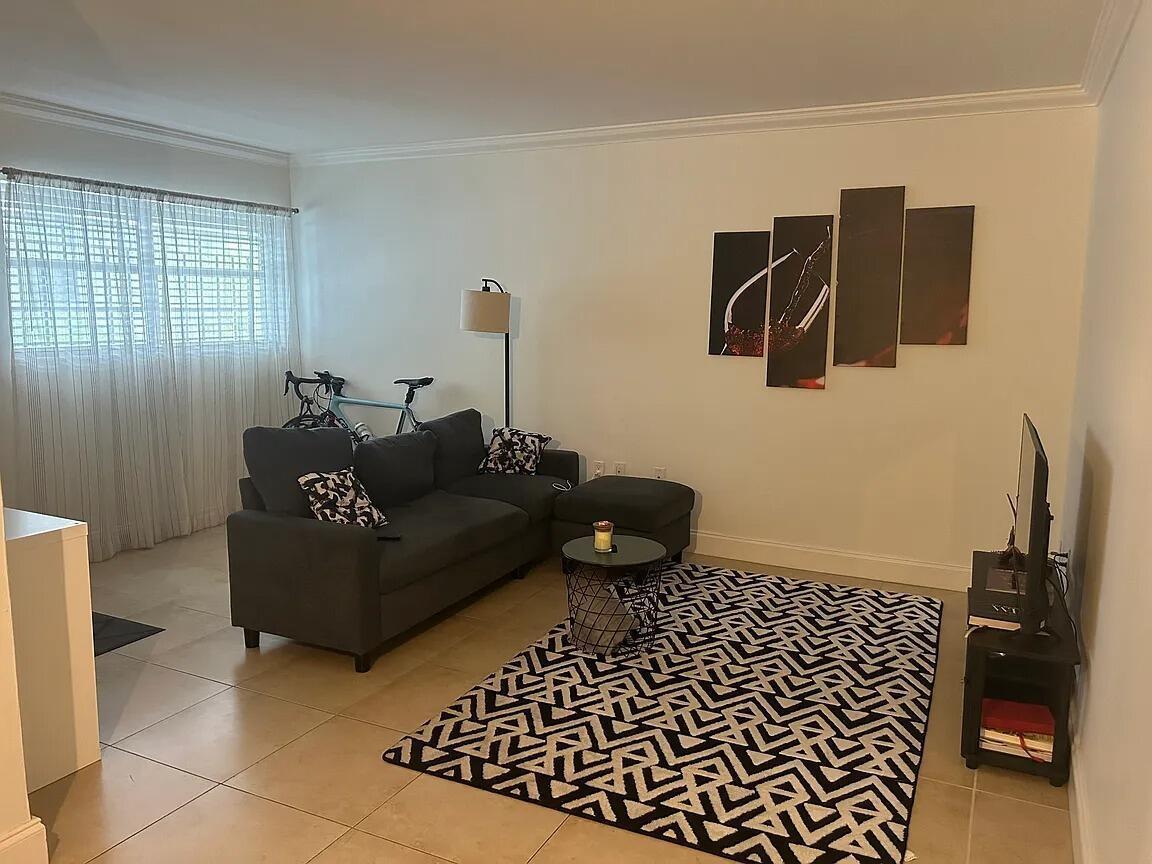 2496 SW 17th Avenue # 5205, Miami FL 33145 photo 4