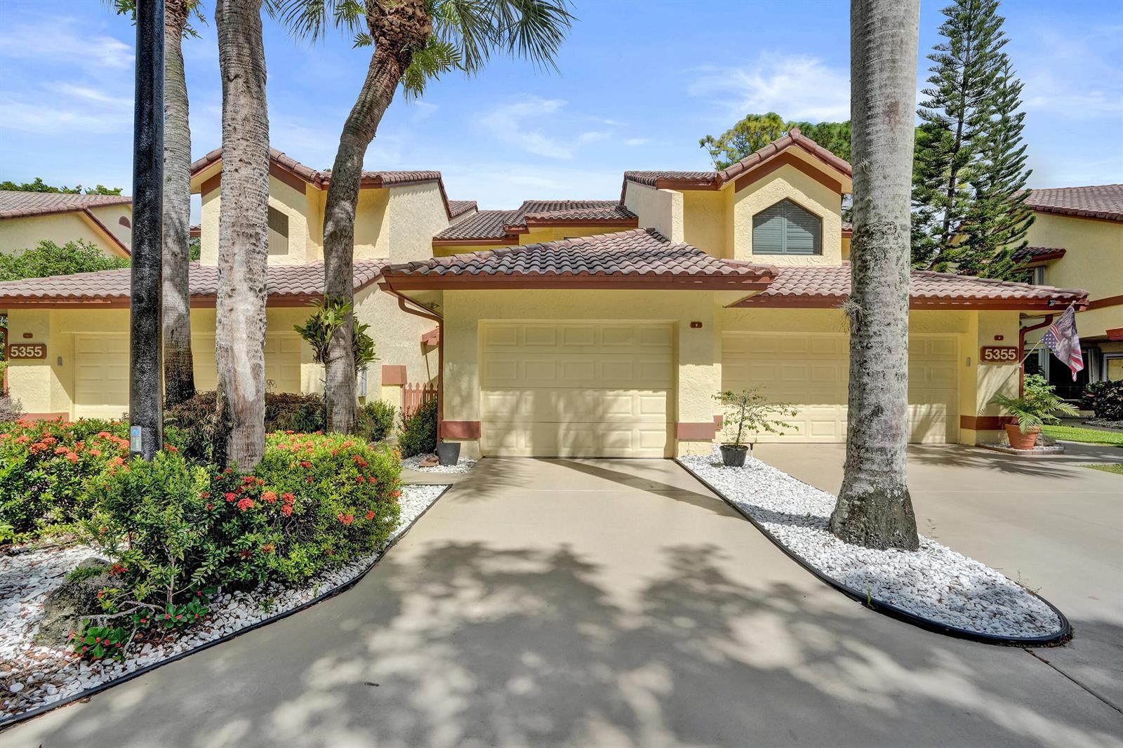 5355 10th Fairway Drive # 2, Delray Beach FL 33484 photo 2