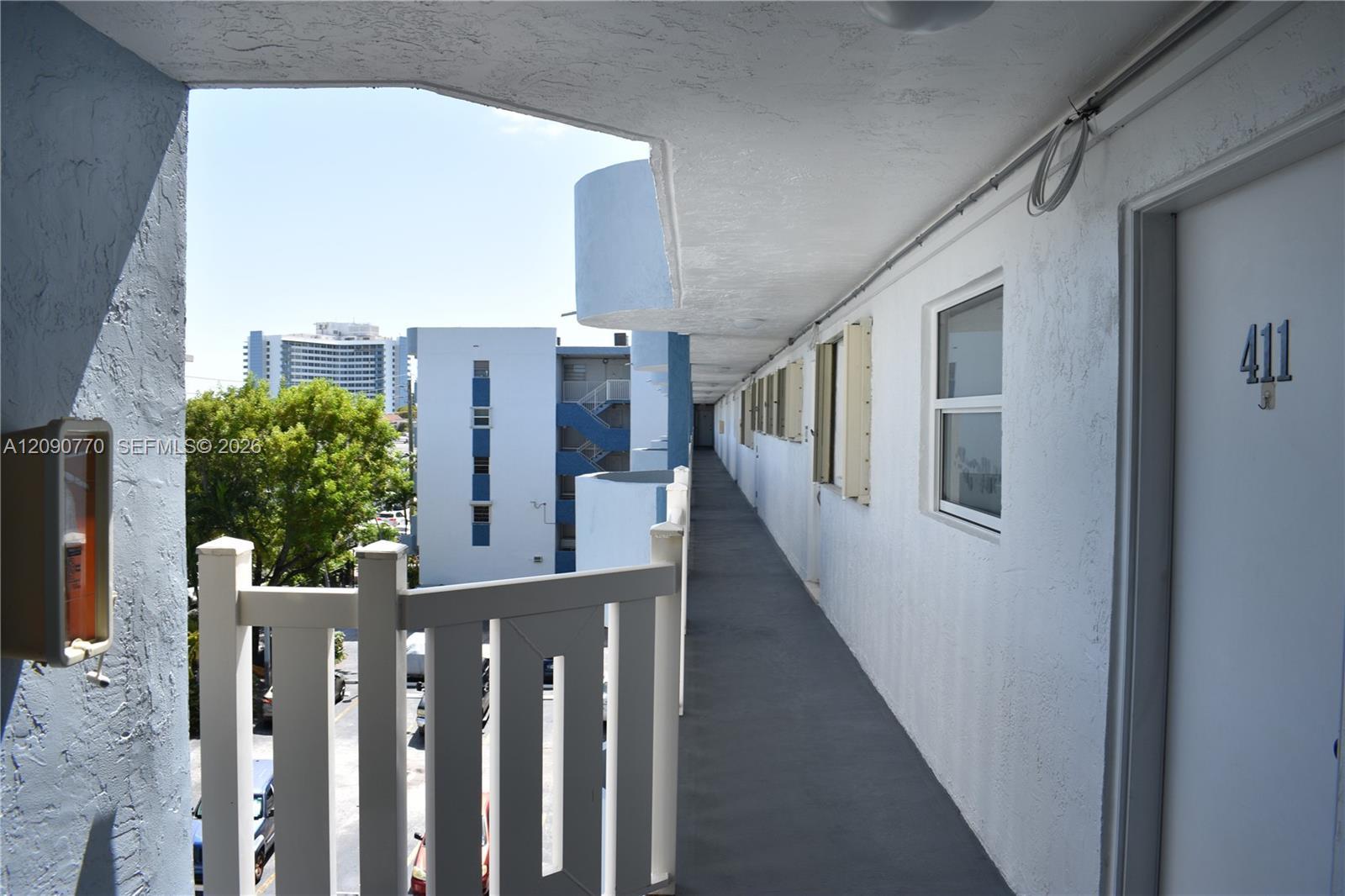 Miami Beach, FL 33141 photo 3