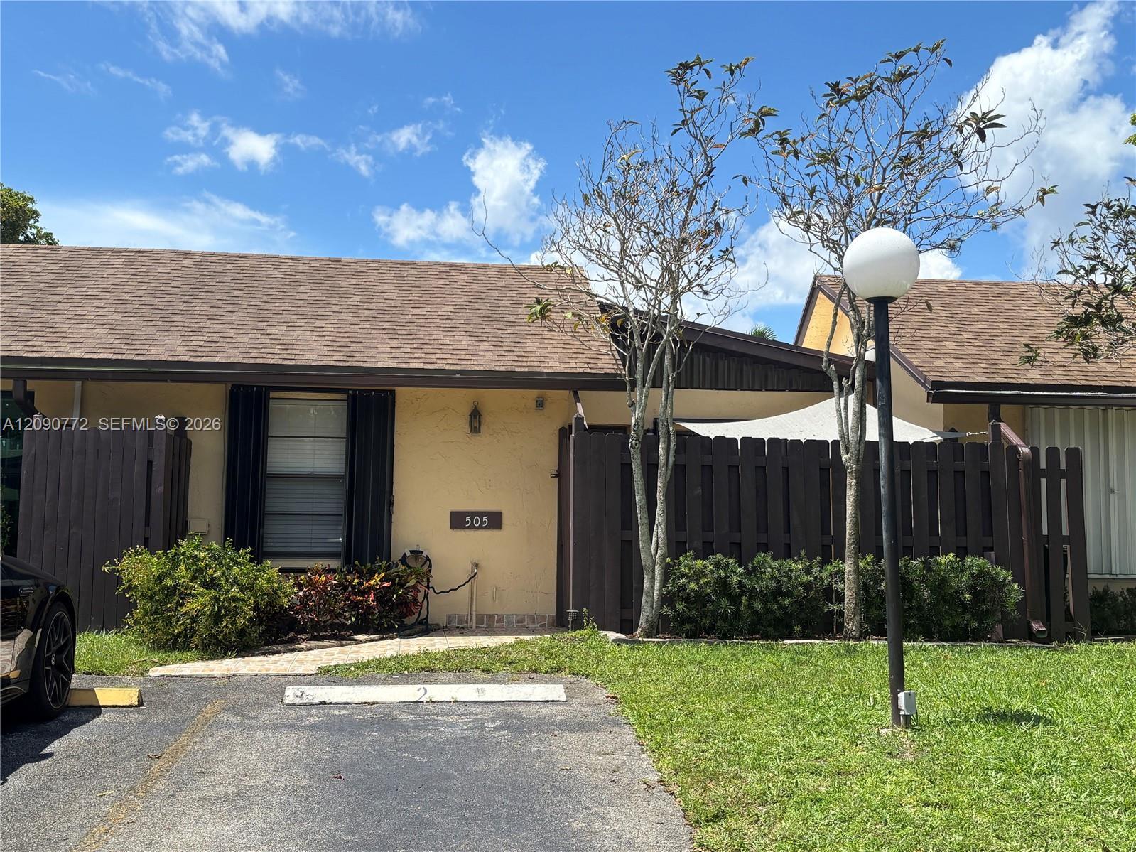 505 Briarwood Cir # 59, Hollywood FL 33024