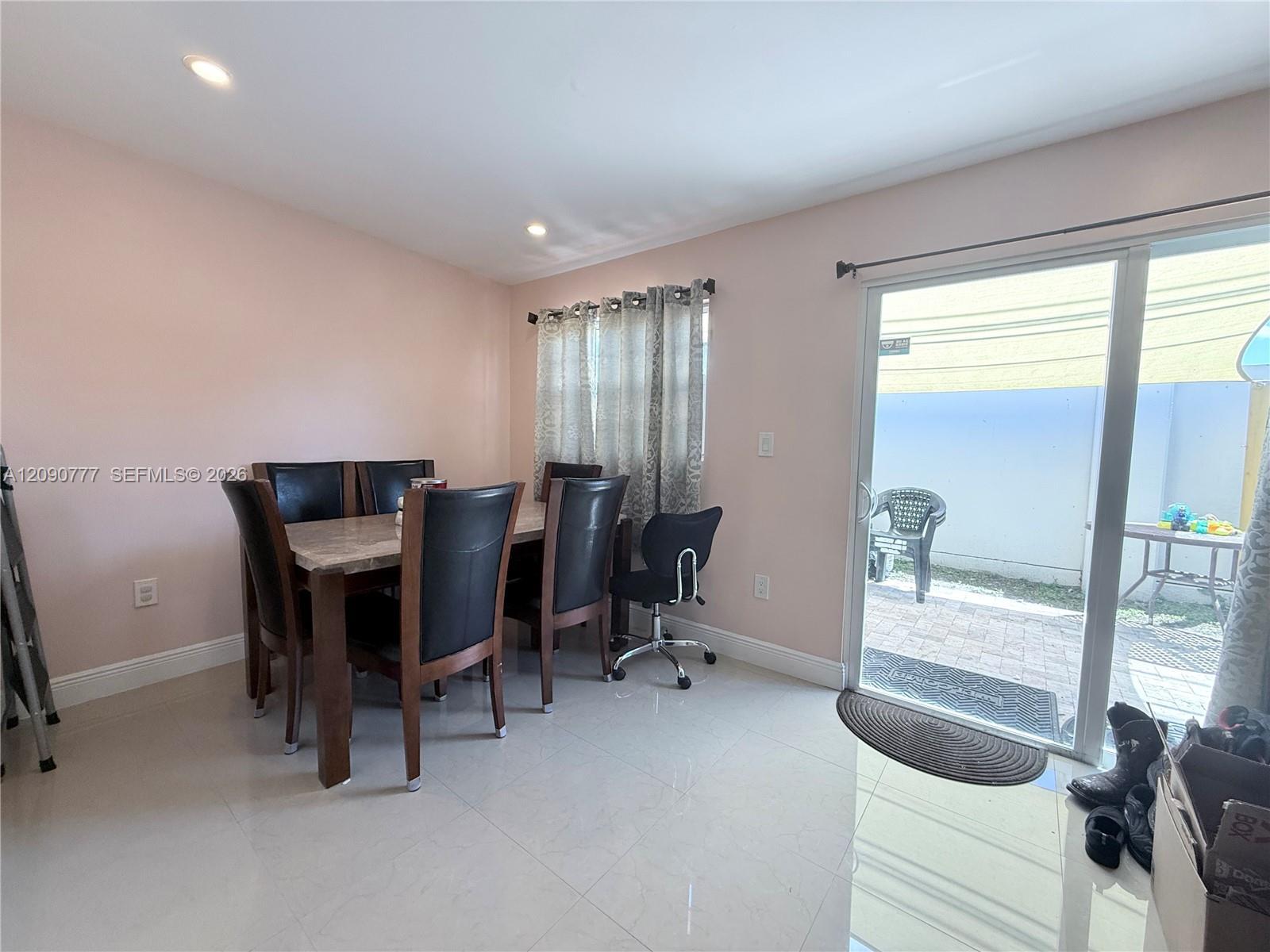 1878 NW 45th Ct, Tamarac FL 33309 photo 4