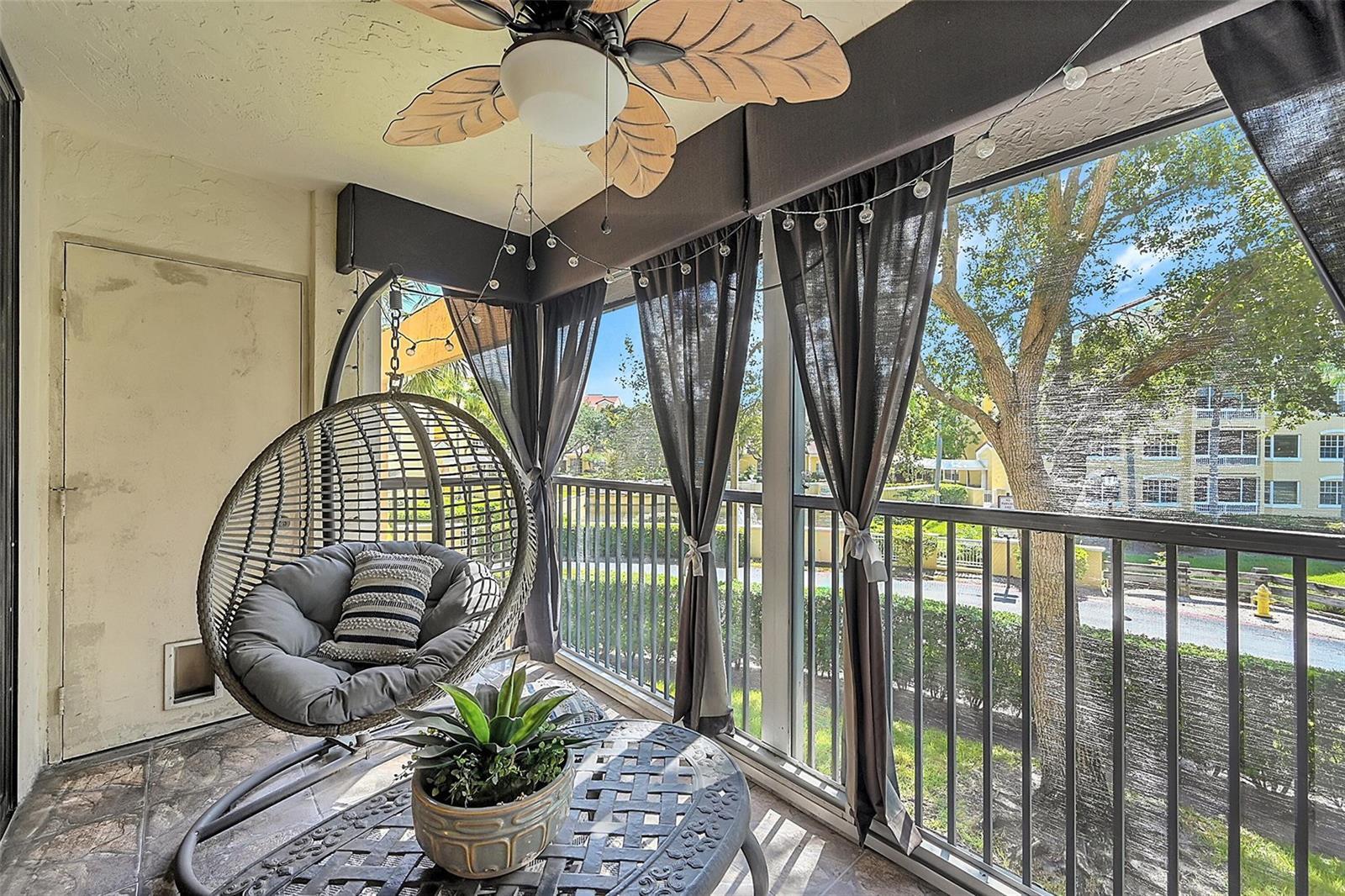8592 W Sunrise Boulevard Unit 206, Plantation FL 33322 photo 2