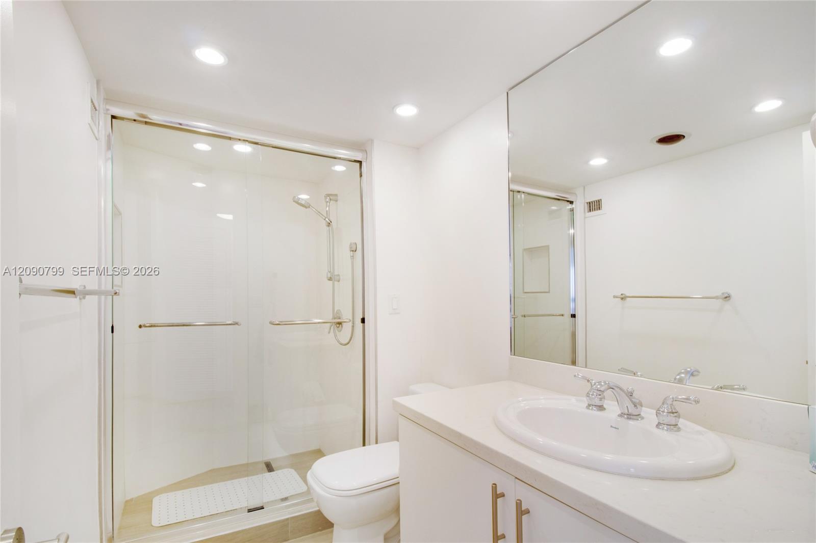 1111 Crandon Blvd # B606, Key Biscayne FL 33149 photo 4