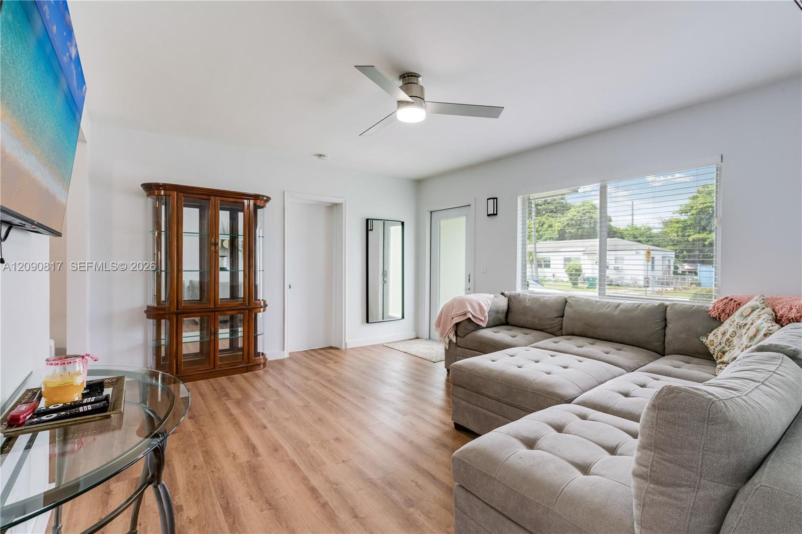 1238 NW 57th St, Miami FL 33142 photo 2