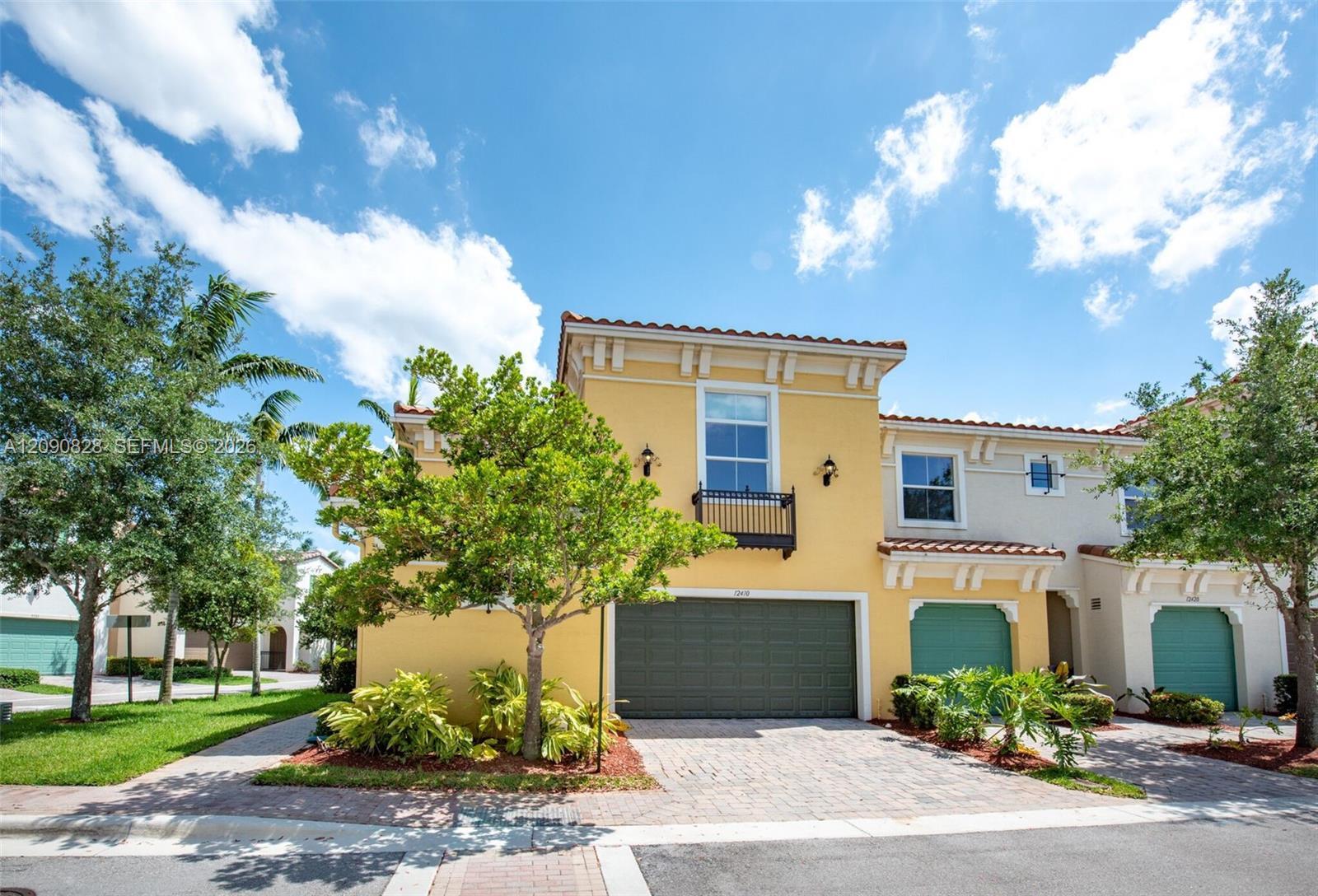 12410 NW 33rd St, Sunrise FL 33323 photo 2