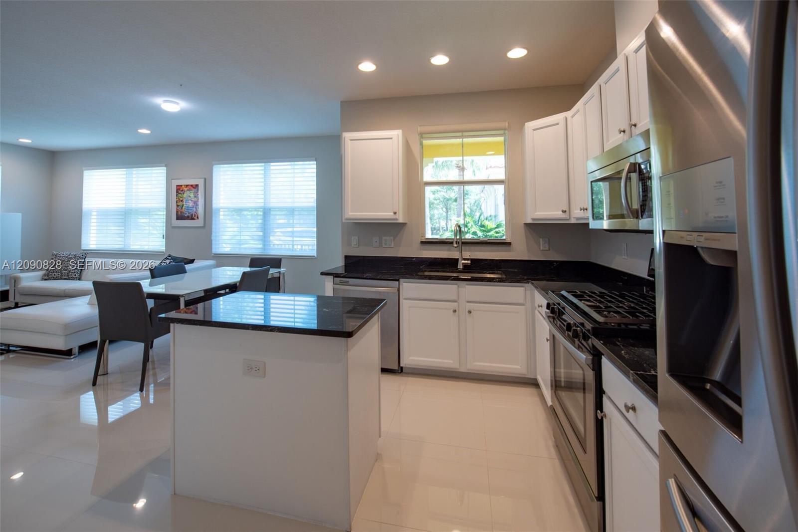 12410 NW 33rd St, Sunrise FL 33323 photo 5