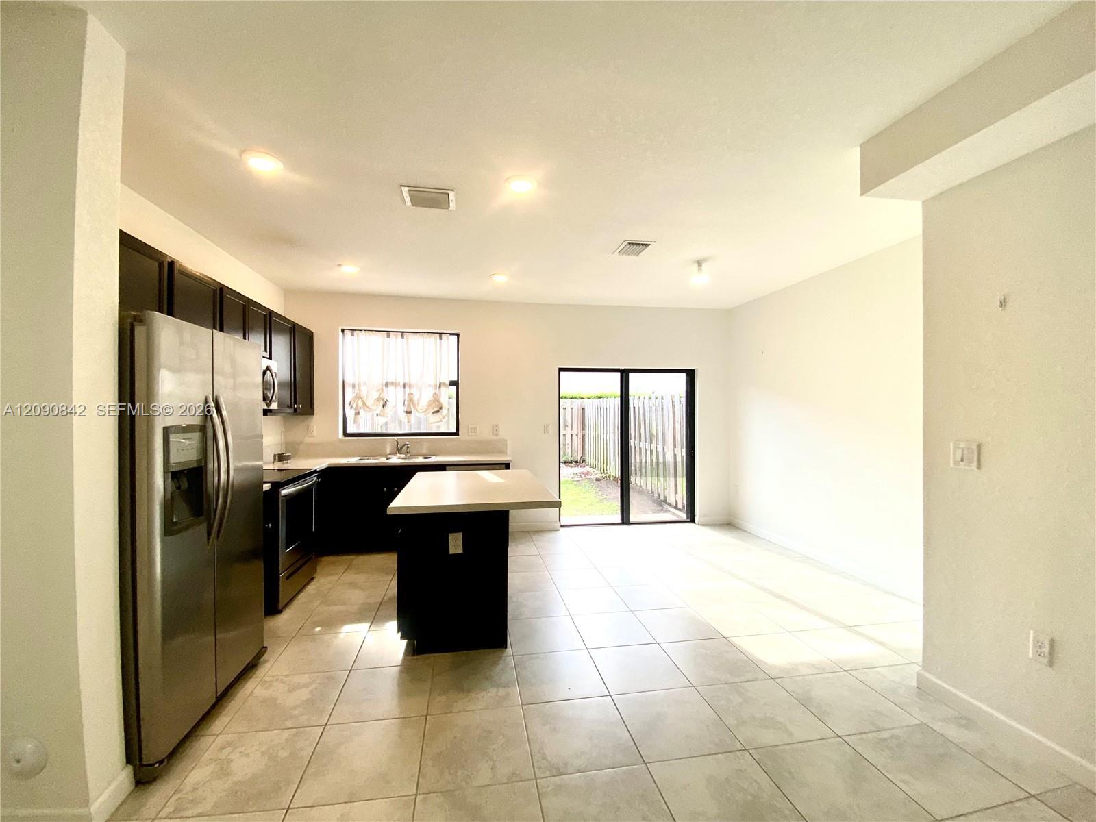 24902 SW 114th Ave, Homestead FL 33032 photo 3