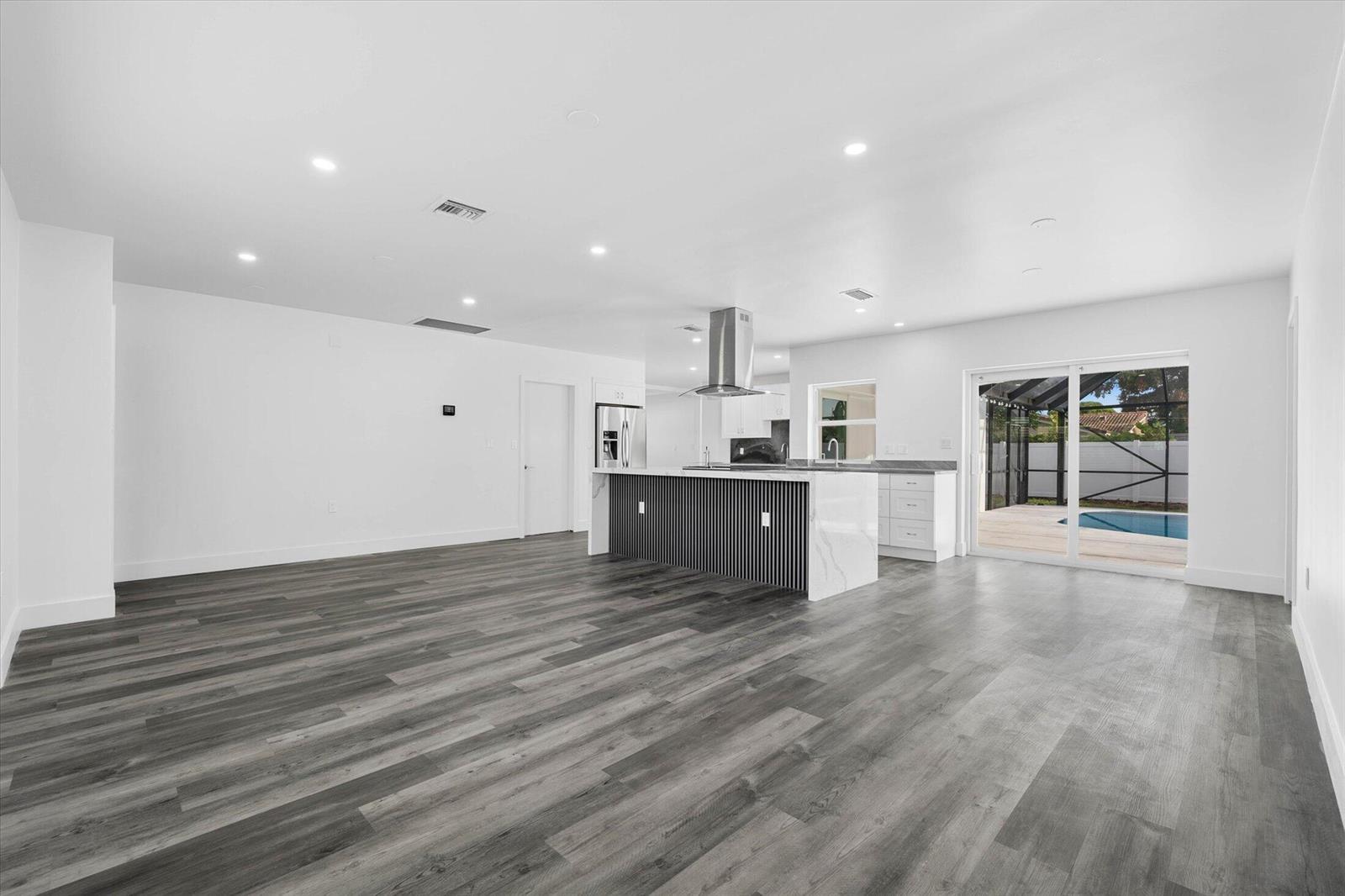 1650 NW 9TH Street, Boca Raton FL 33486 photo 2