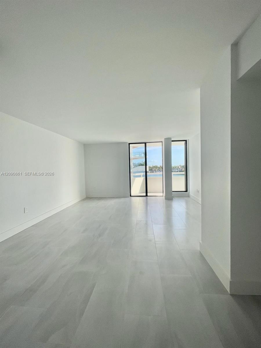 6820 Indian Creek Dr # 4D, Miami Beach FL 33141 photo 3