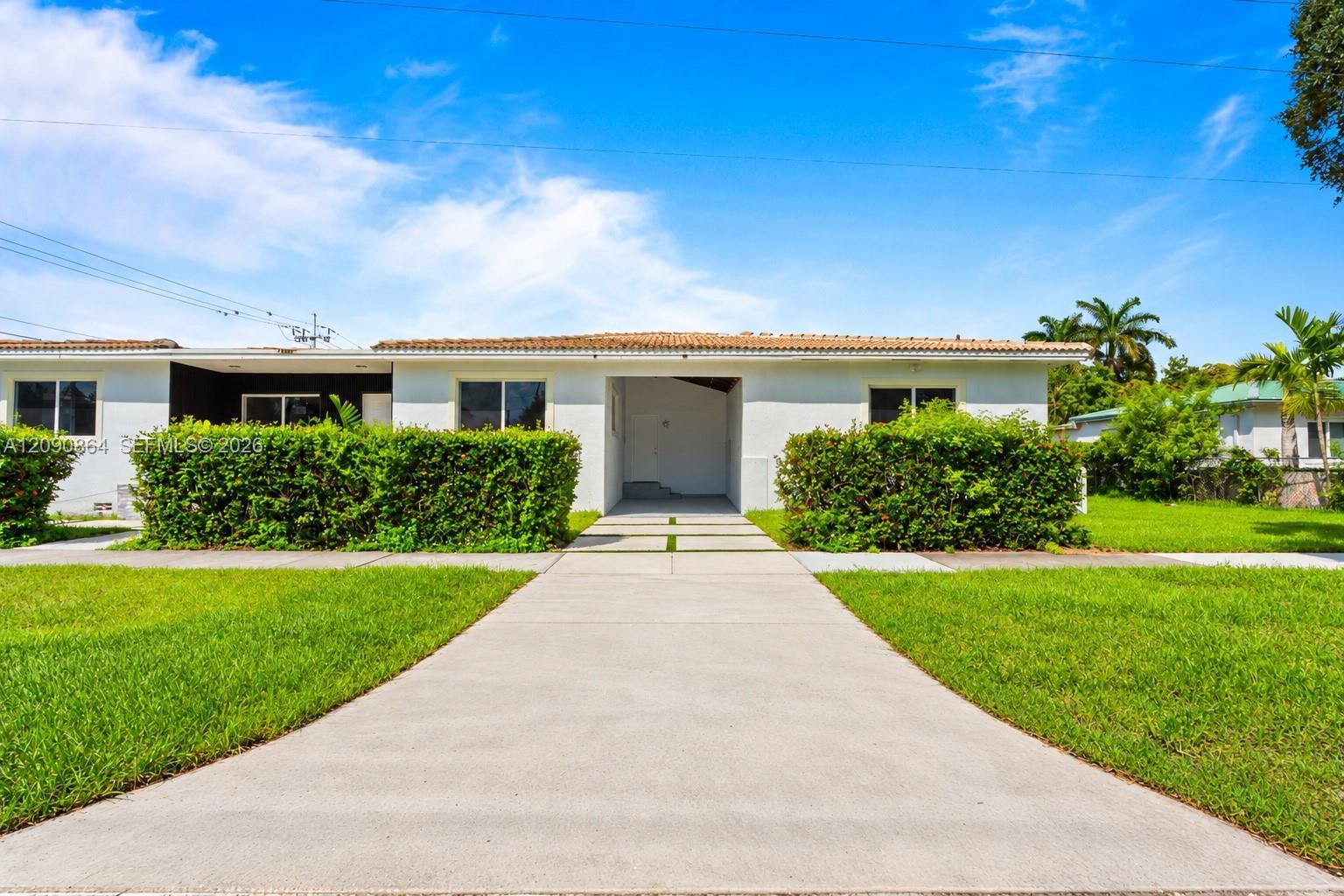 580 Lee Dr, Miami Springs FL 33166 photo 4