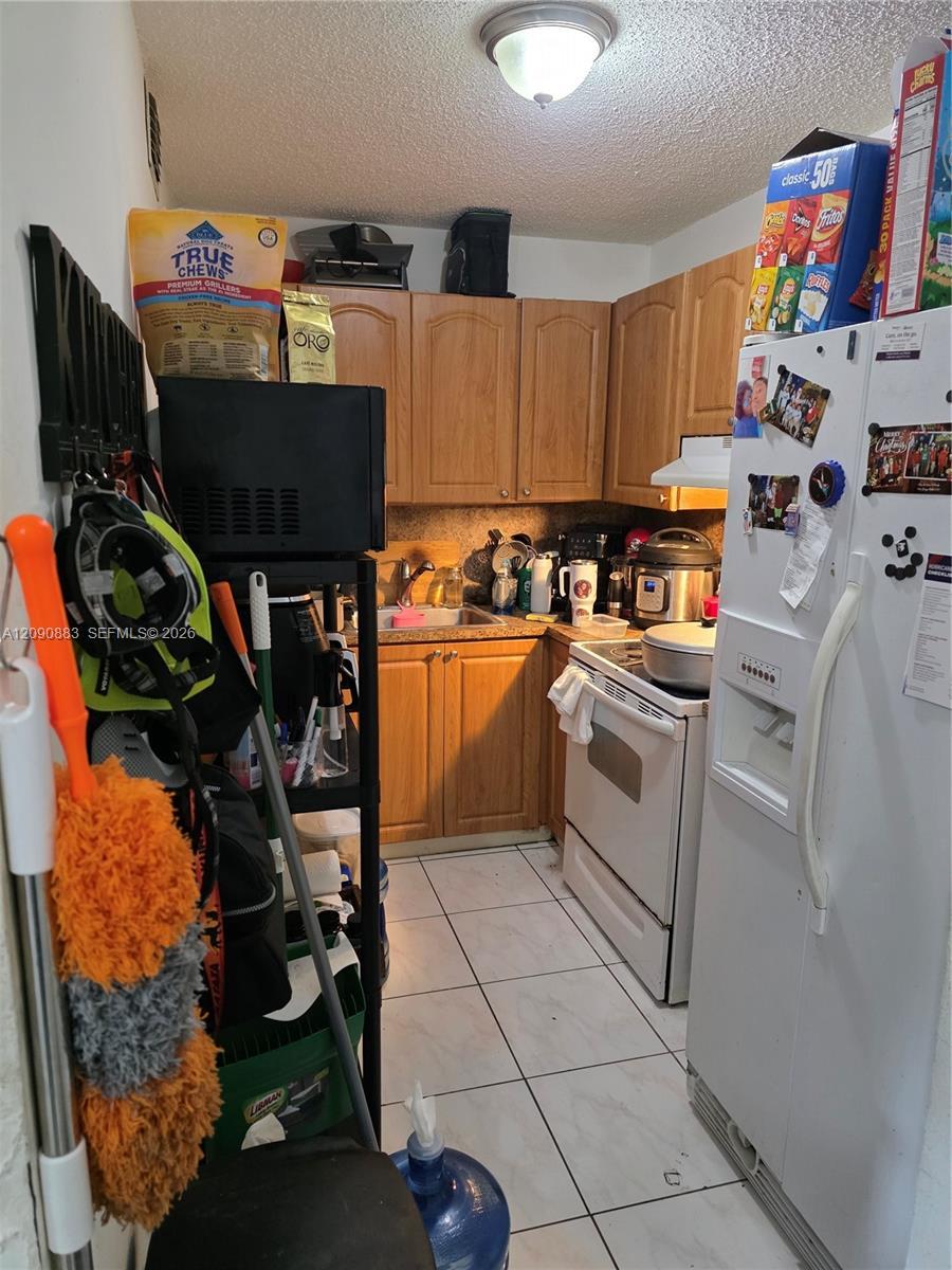2565 W 56th St # 206, Hialeah FL 33016 photo 5