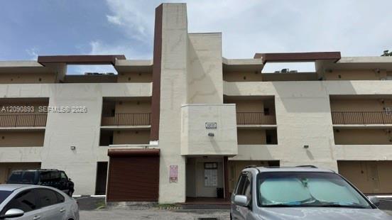 8850 Fontainebleau Blvd # 203, Miami FL 33172