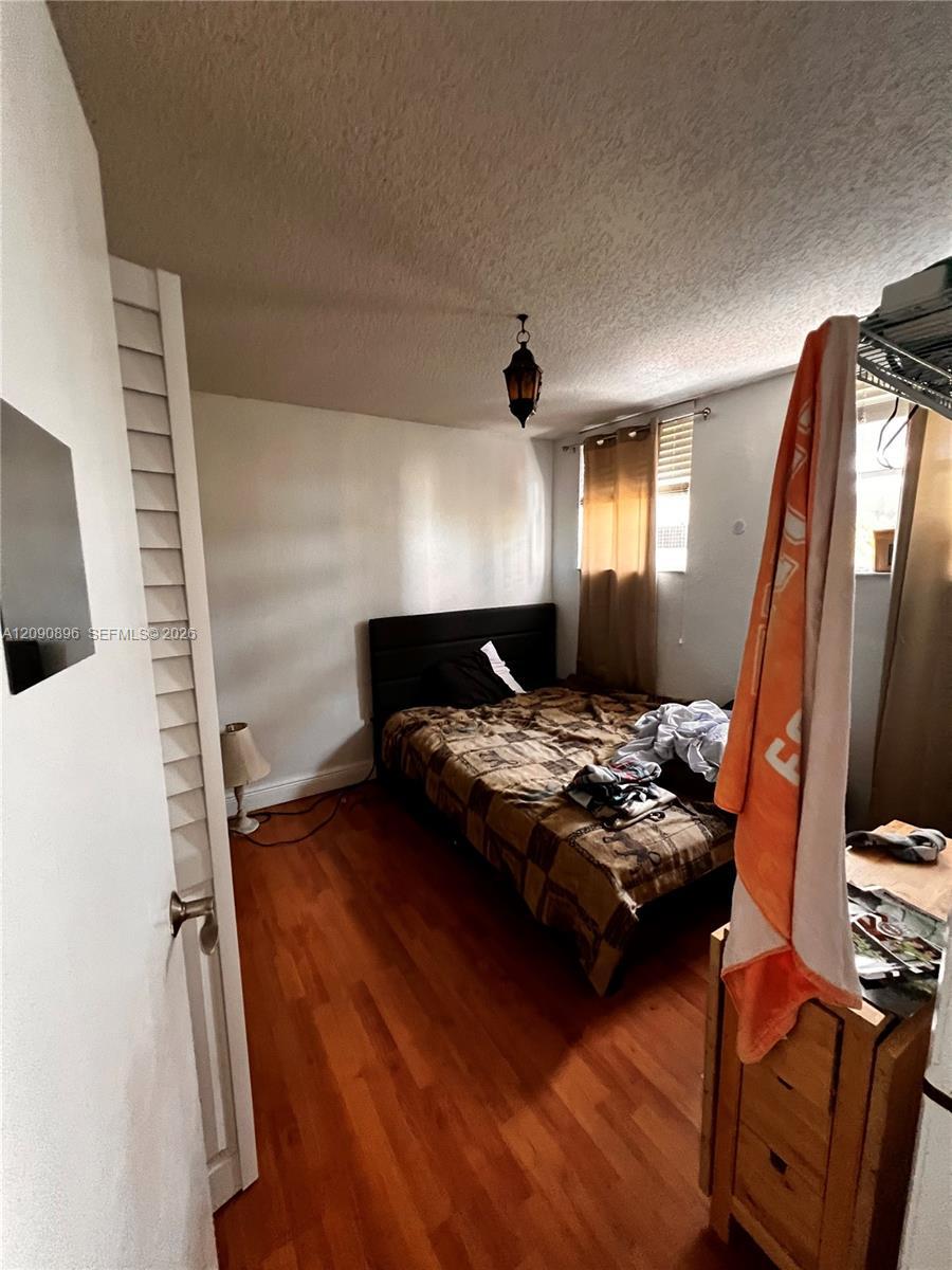 210 SW 11th St # 406, Miami FL 33130 photo 5