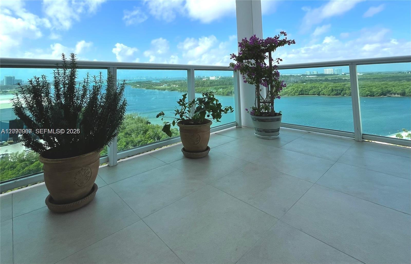 100 Bayview Dr # 1827, Sunny Isles Beach FL 33160 photo 2