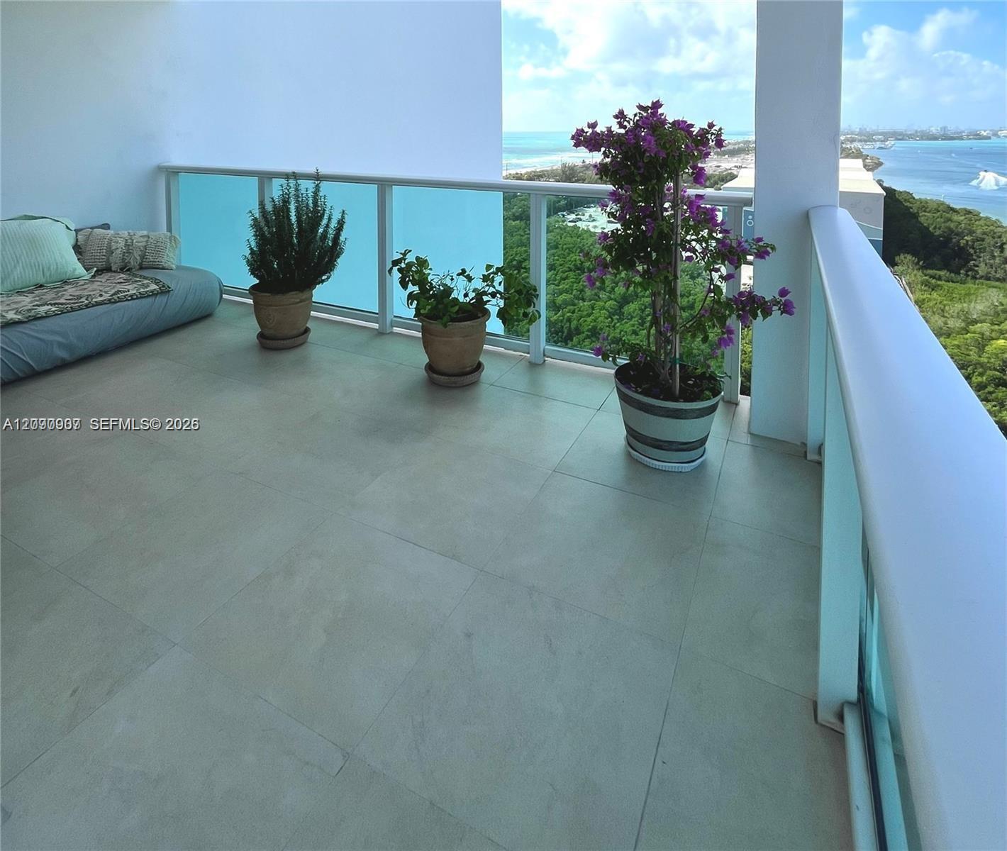 100 Bayview Dr # 1827, Sunny Isles Beach FL 33160 photo 4