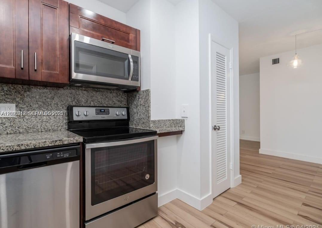 2424 SE 17th Cswy # 205B, Fort Lauderdale FL 33316 photo 3