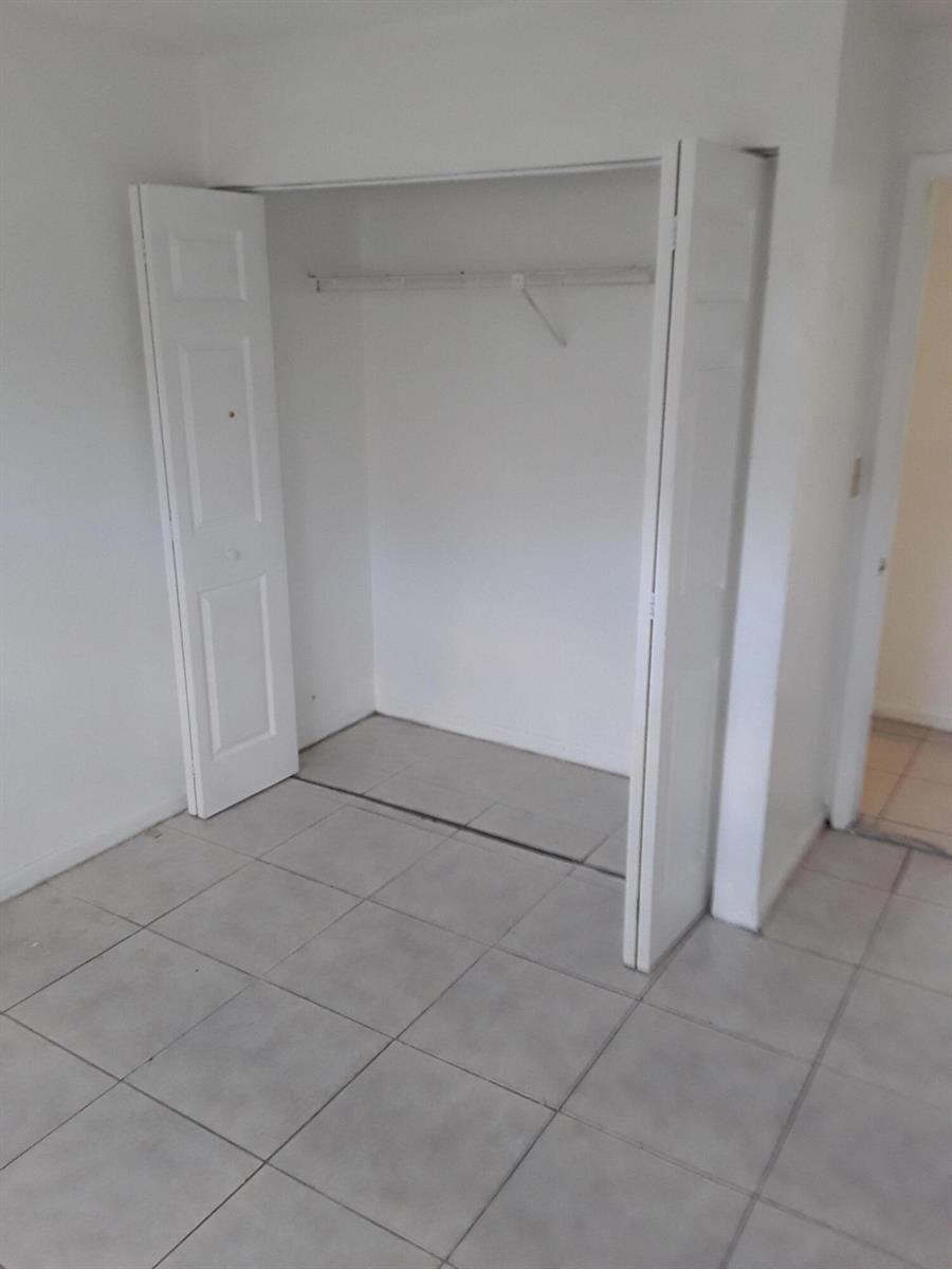 7650 KIMBERLY Boulevard # 7654, North Lauderdale FL 33068 photo 2