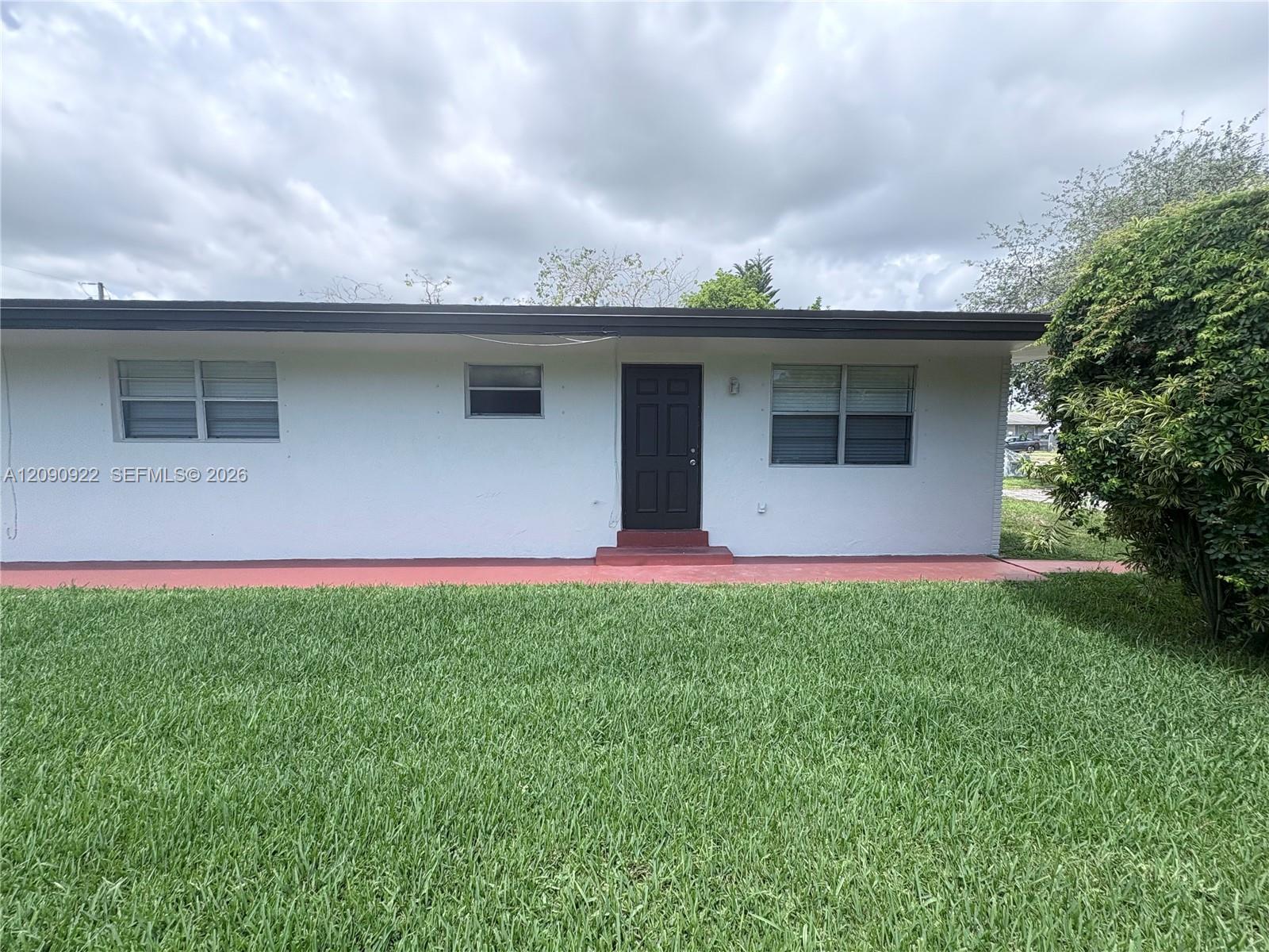 5718 Lincoln St # 5718, Hollywood FL 33021 photo 2